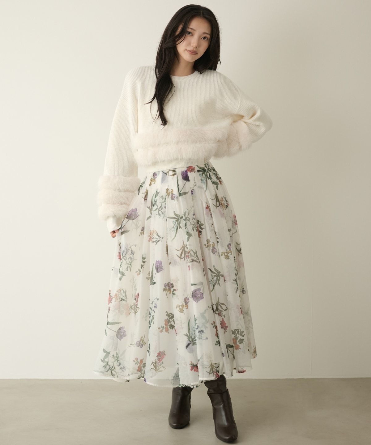 【先行予約受付中】花柄タックフレアスカート