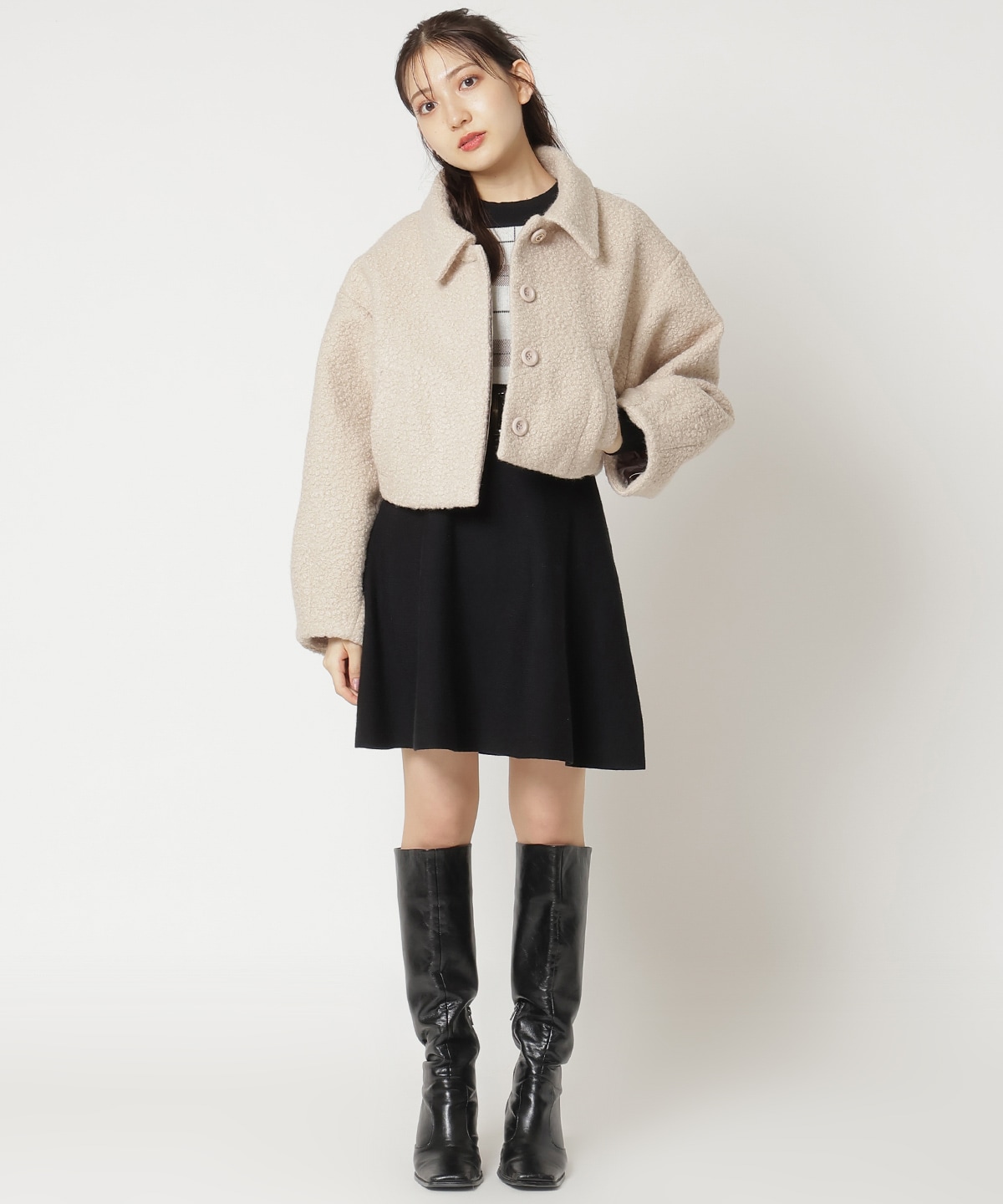 ブークレショートコート