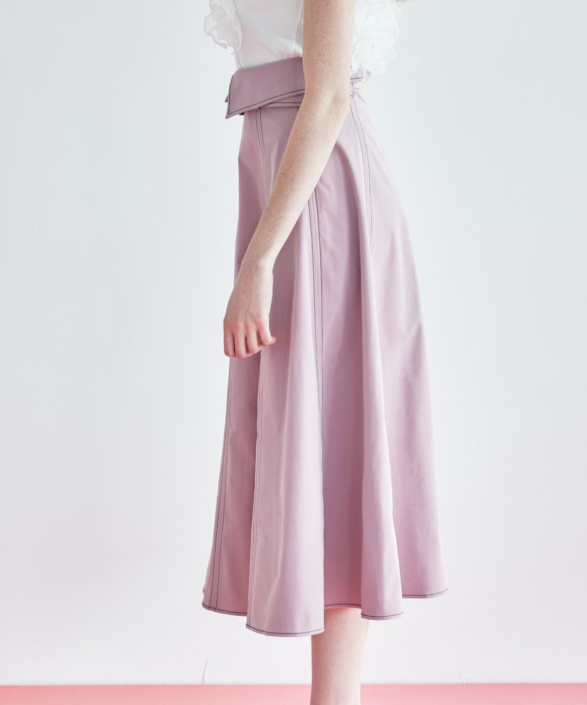 ステッチカラーフレアスカート