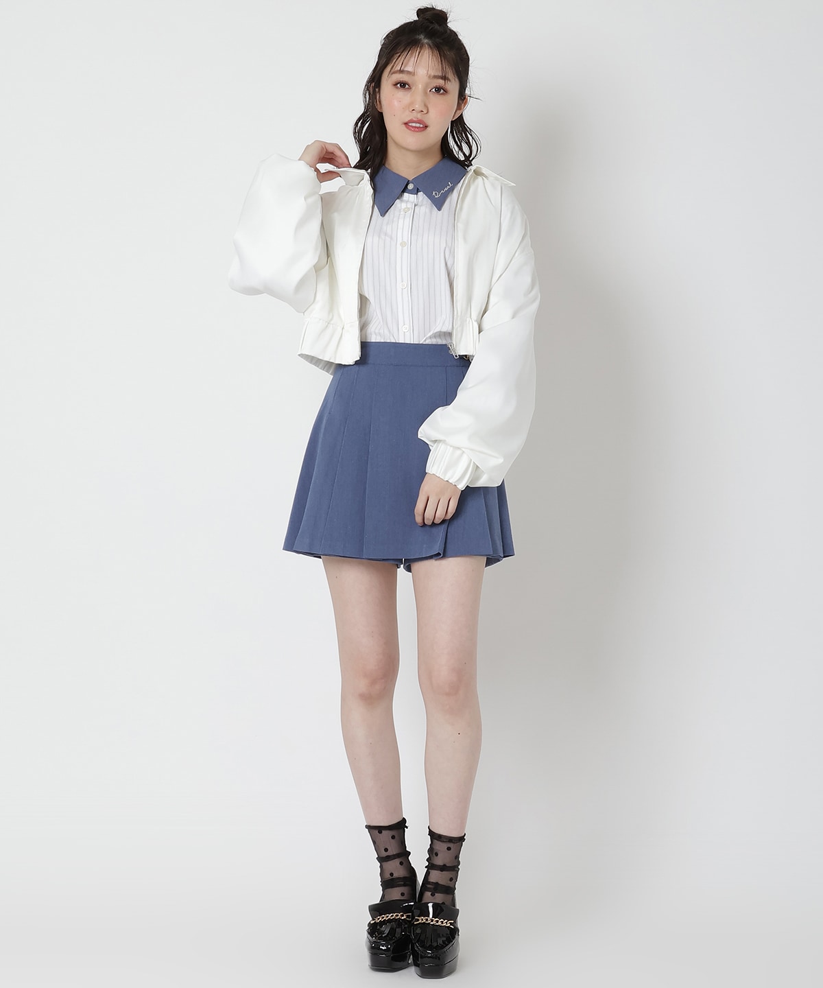 ショートブルゾン