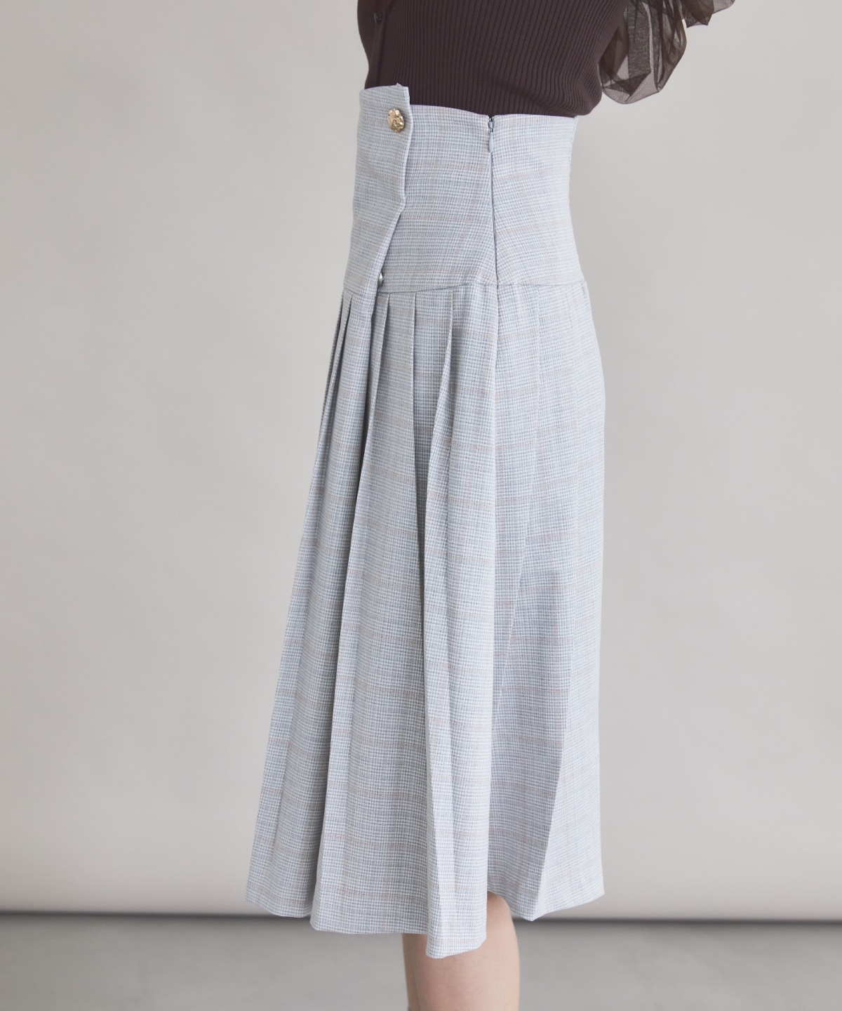 ロースイッチングプリーツスカート