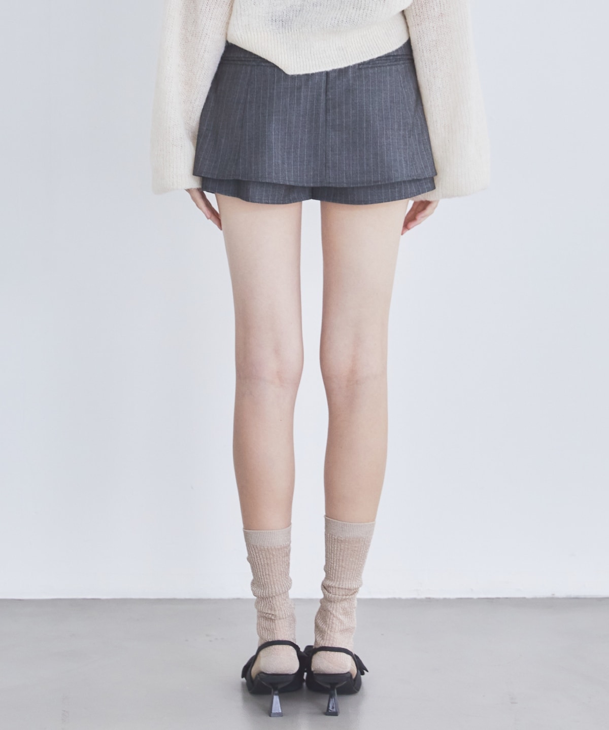 レイヤードデザインベルティッドショートパンツ