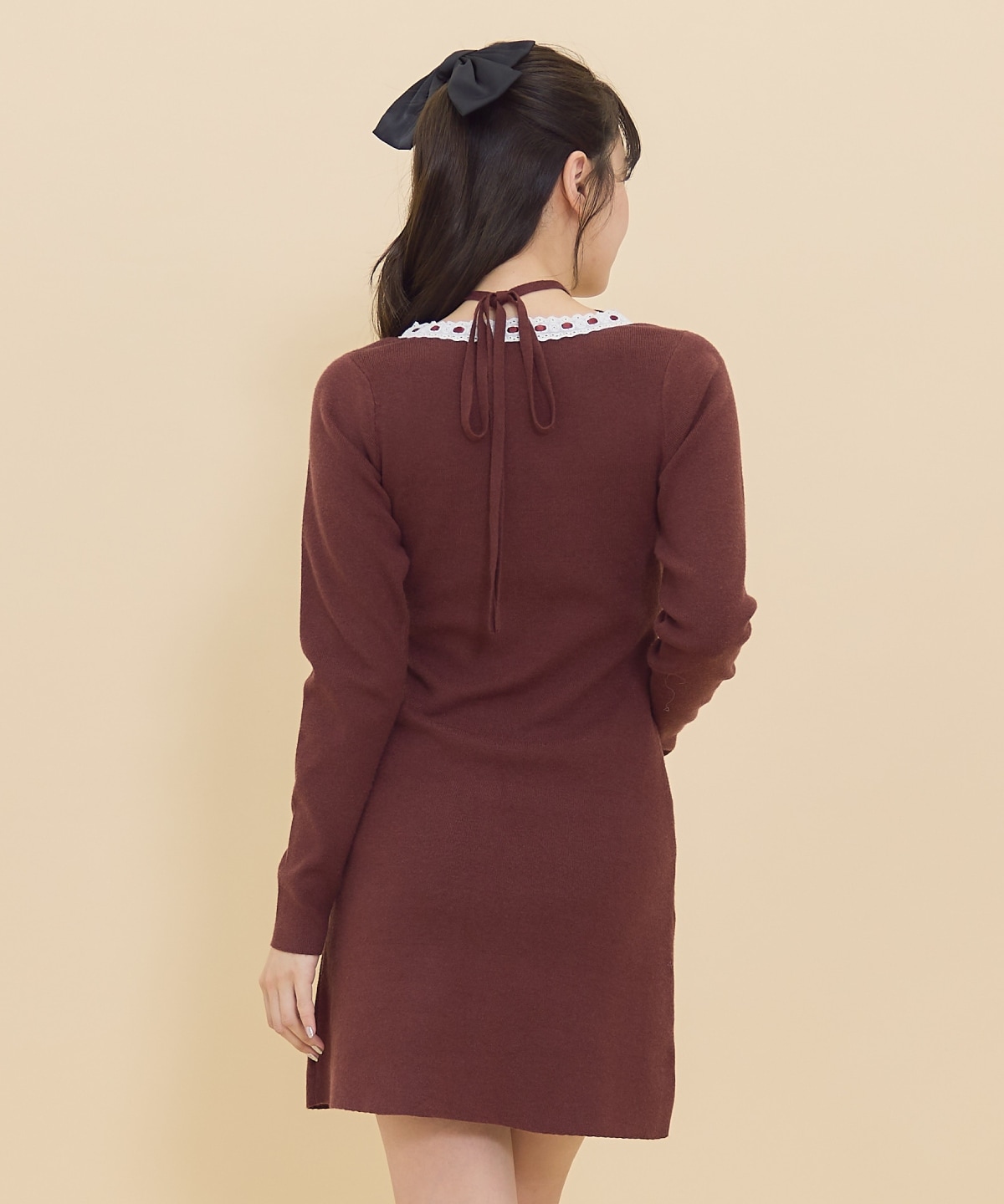 レーストリミングニットワンピース