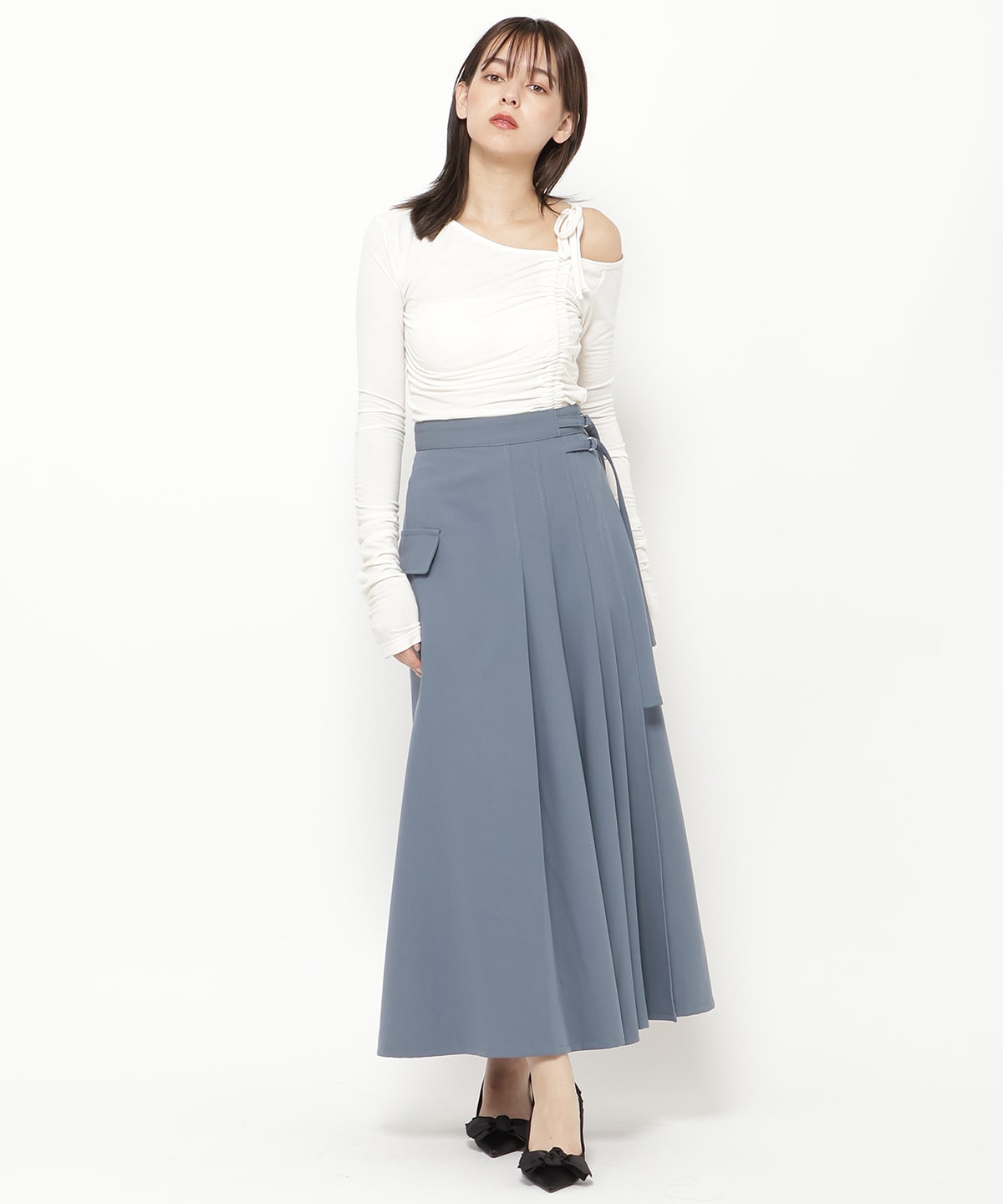 シャーリングリボンアシメトップス