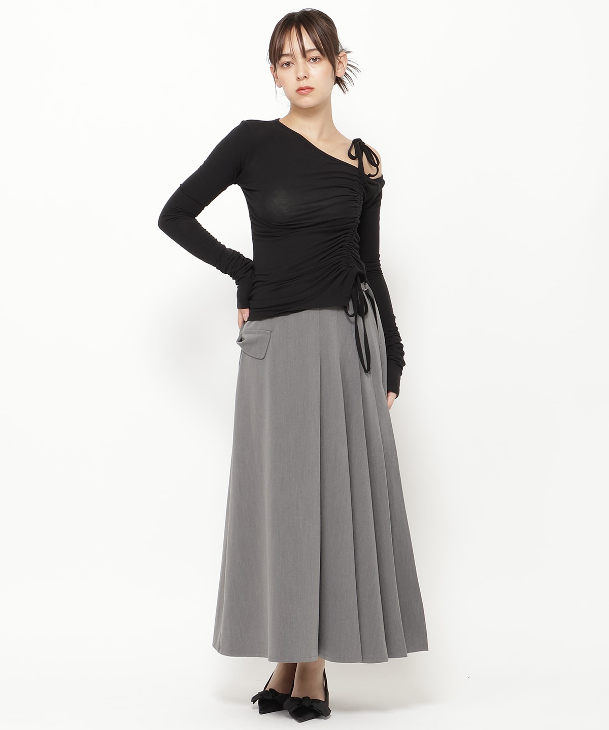 シャーリングリボンアシメトップス