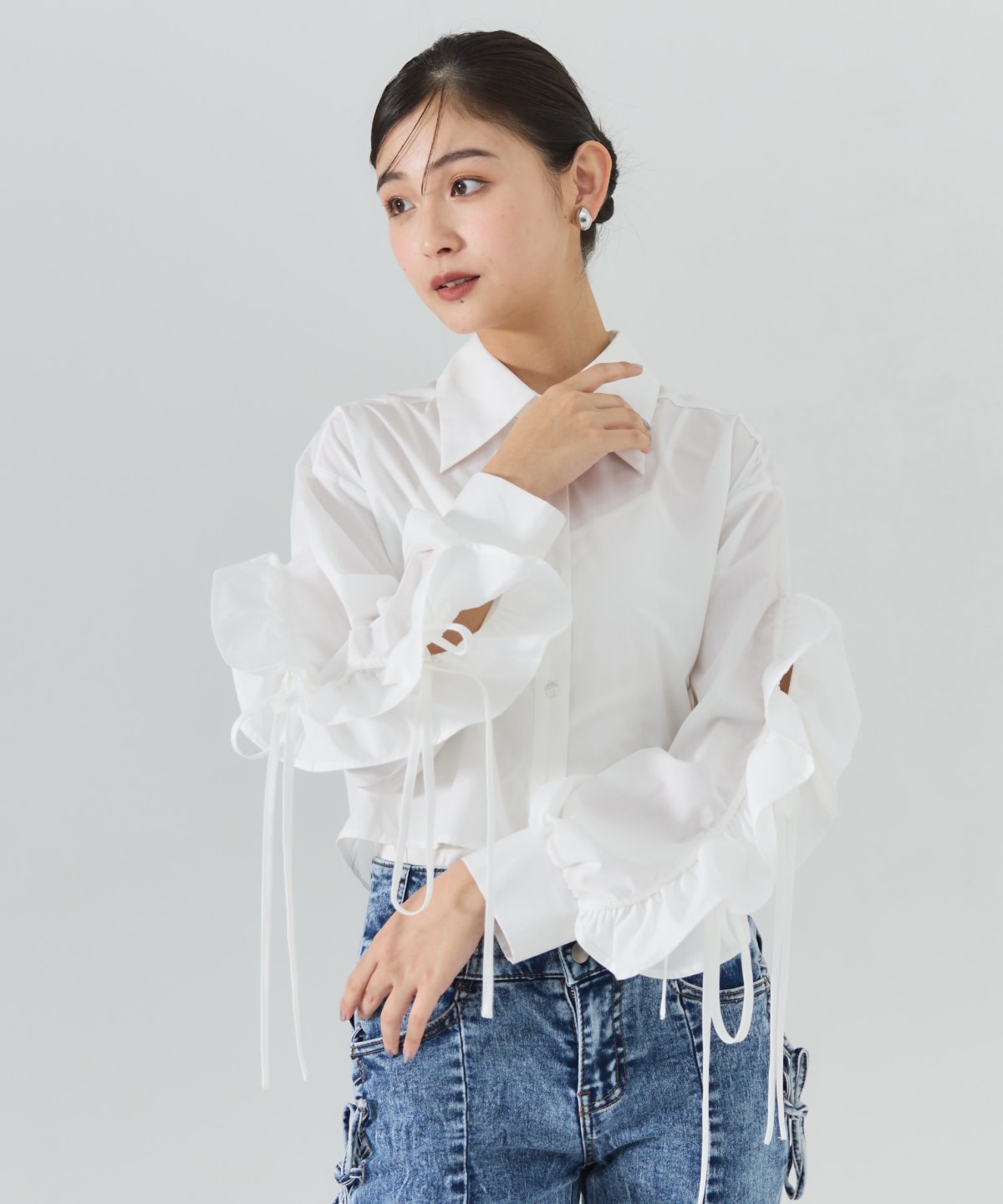 カットオフフリルリボンシャツ