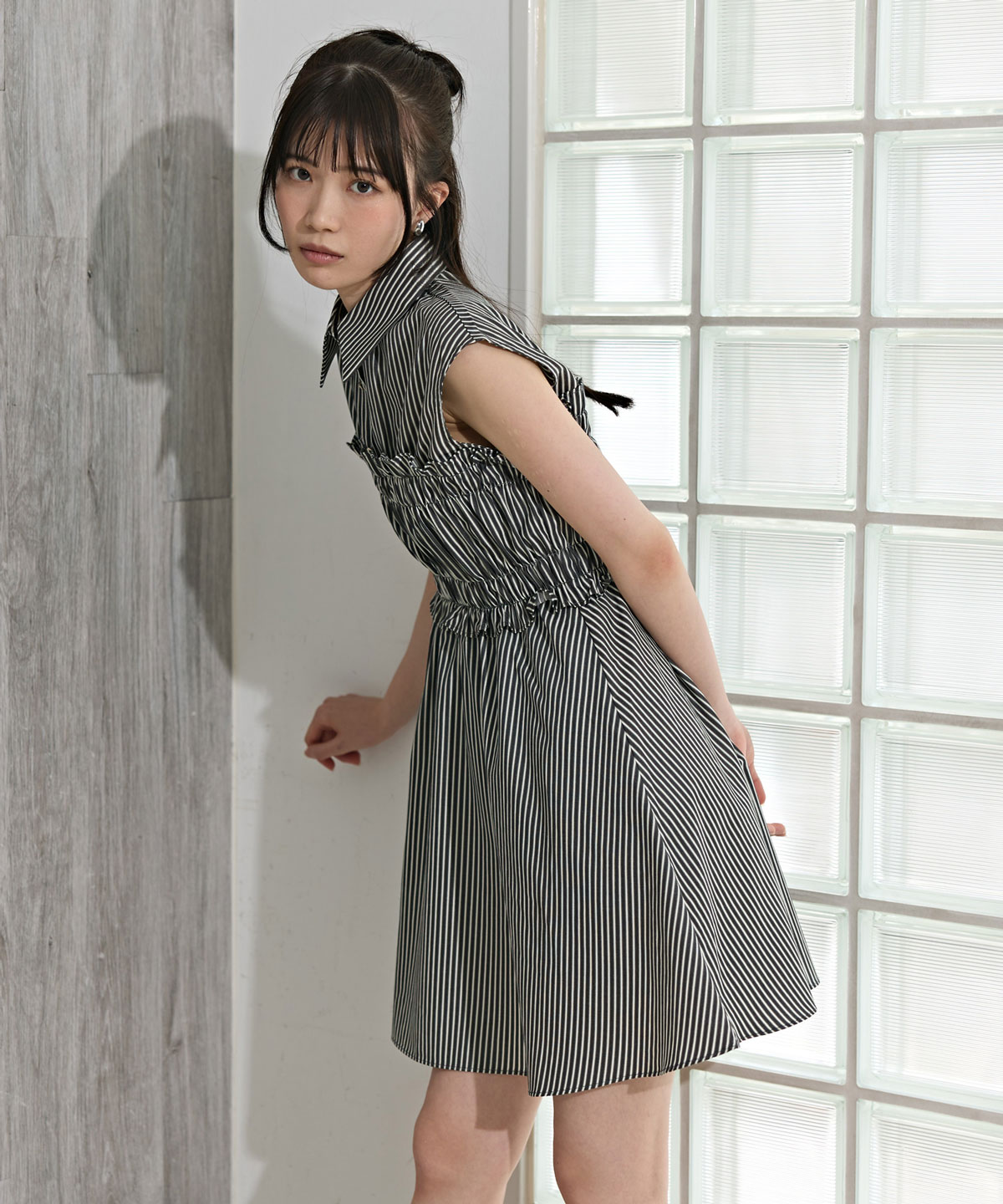 ヘムフリルレイヤードストライプシャツワンピース