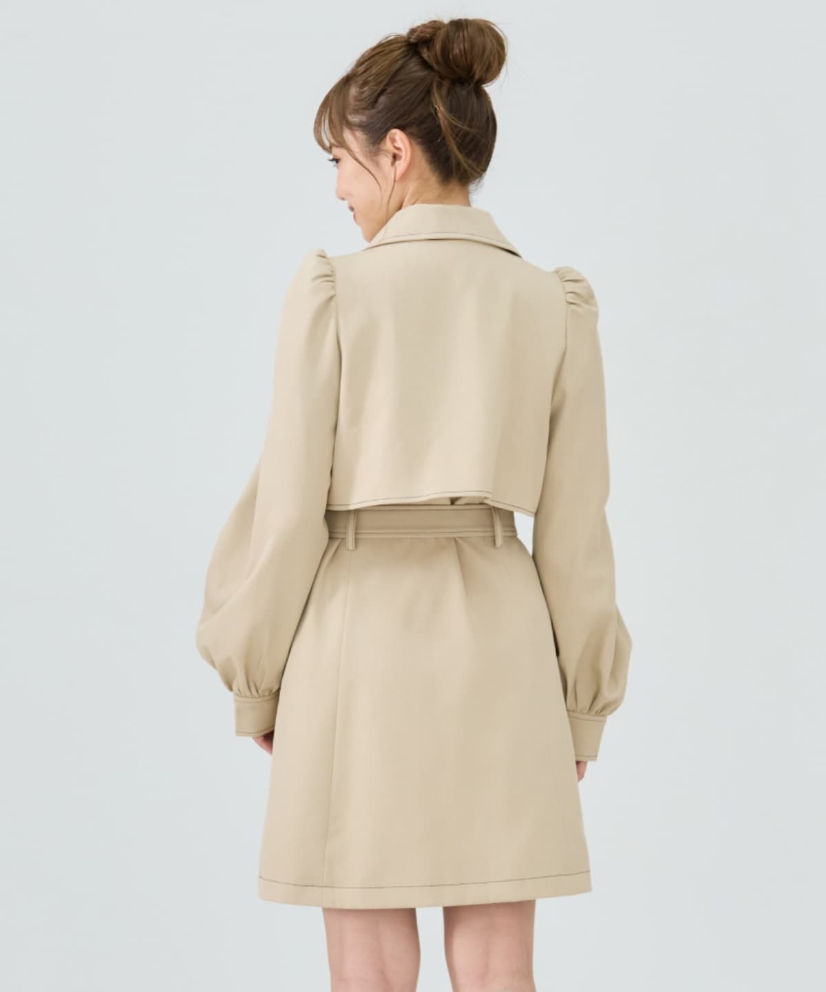 パフスリーブミニトレンチコート