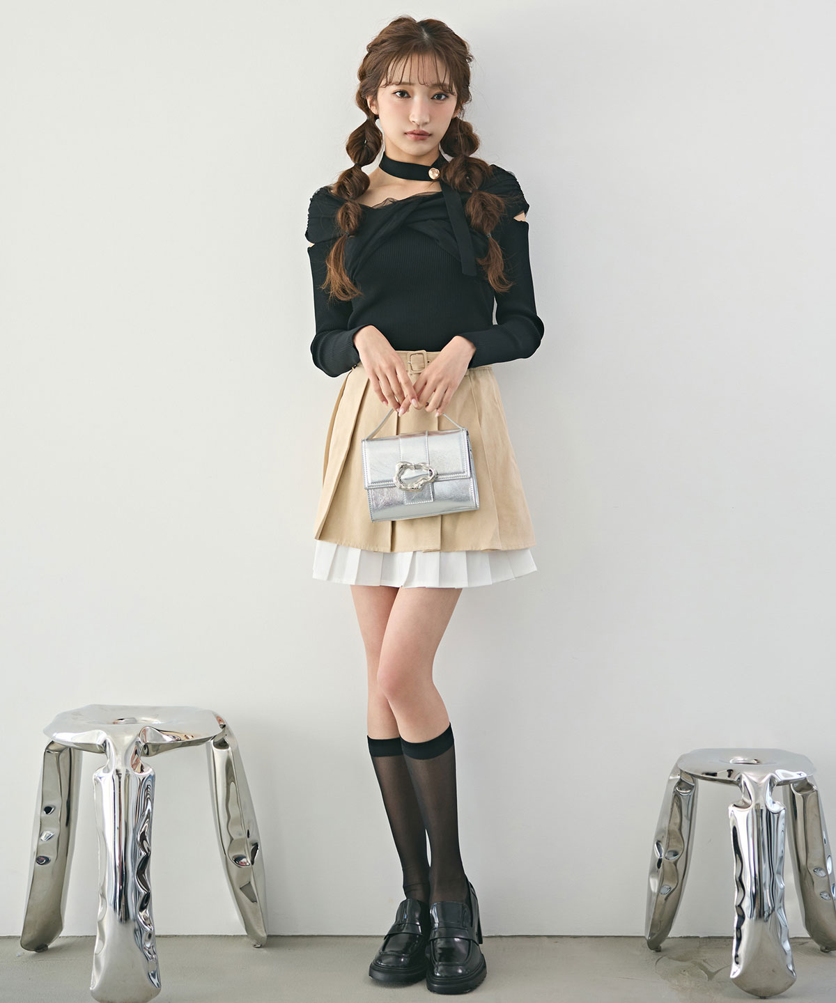 バックルデザインロゴストラップミニバッグ