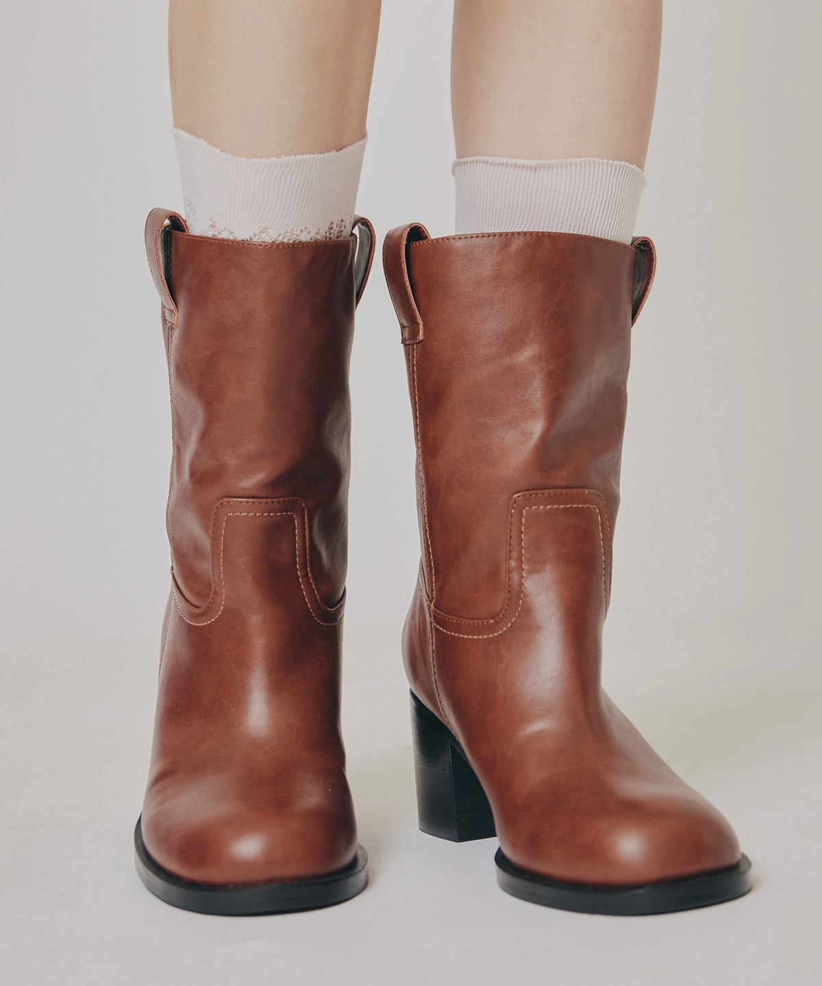 ウエスタンライクショートブーツ