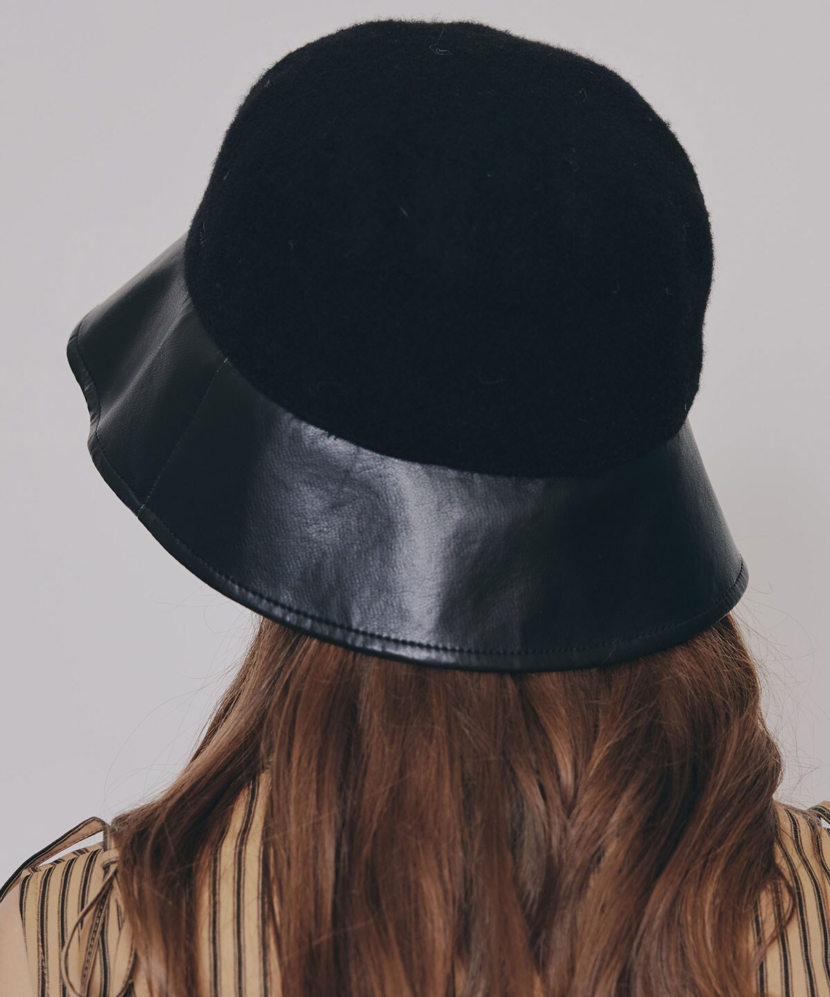 レザーコンビバケットハット