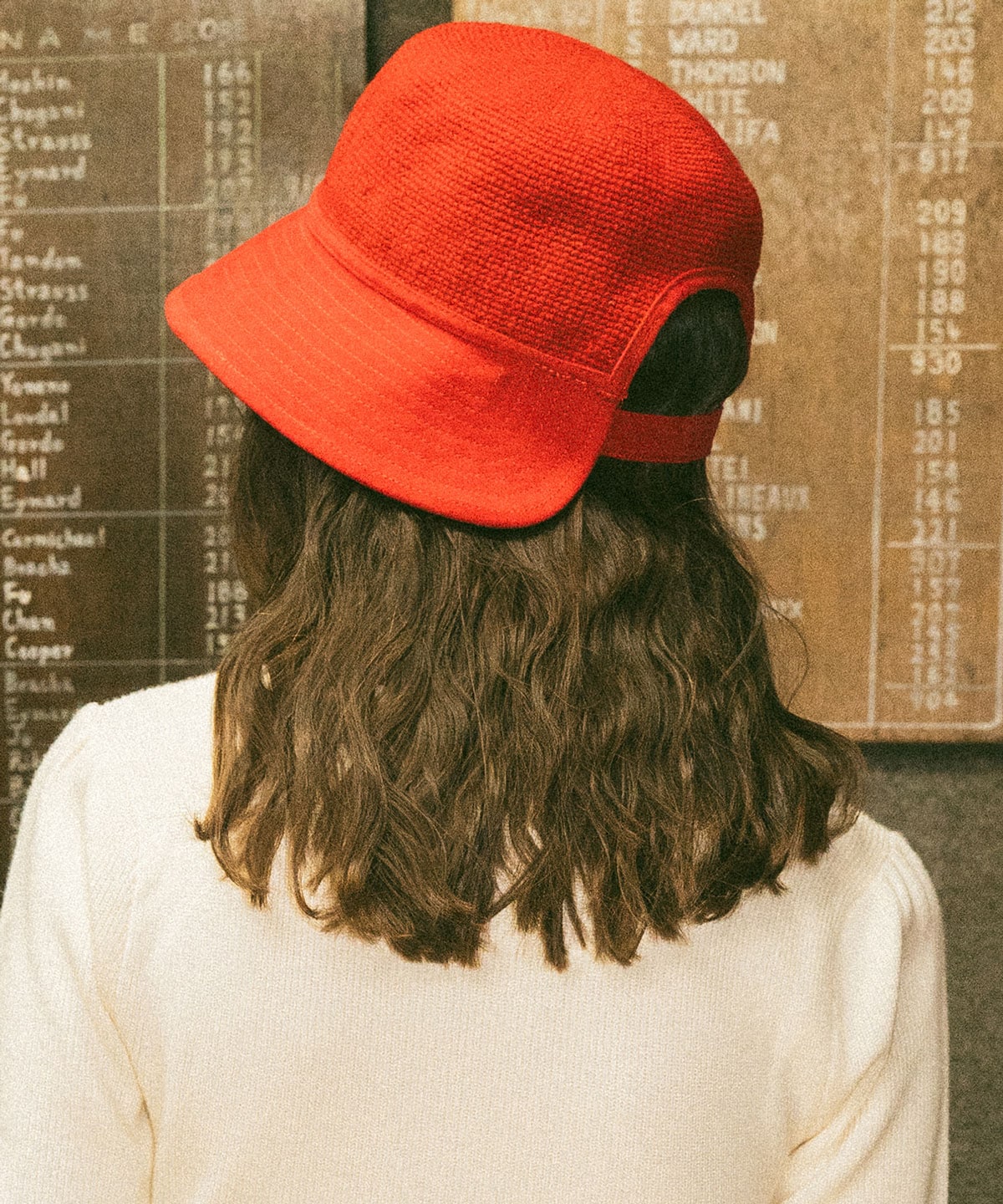 バックベルトバケットハット