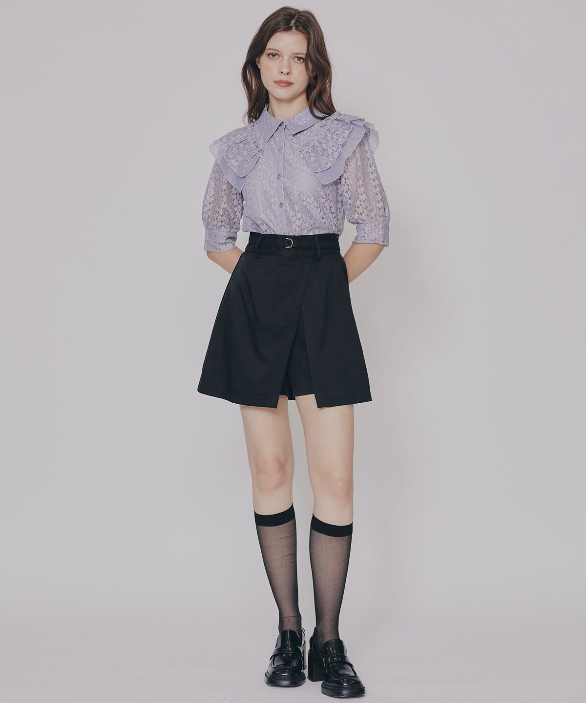 ラメレースフリルハーフスリーブブラウス