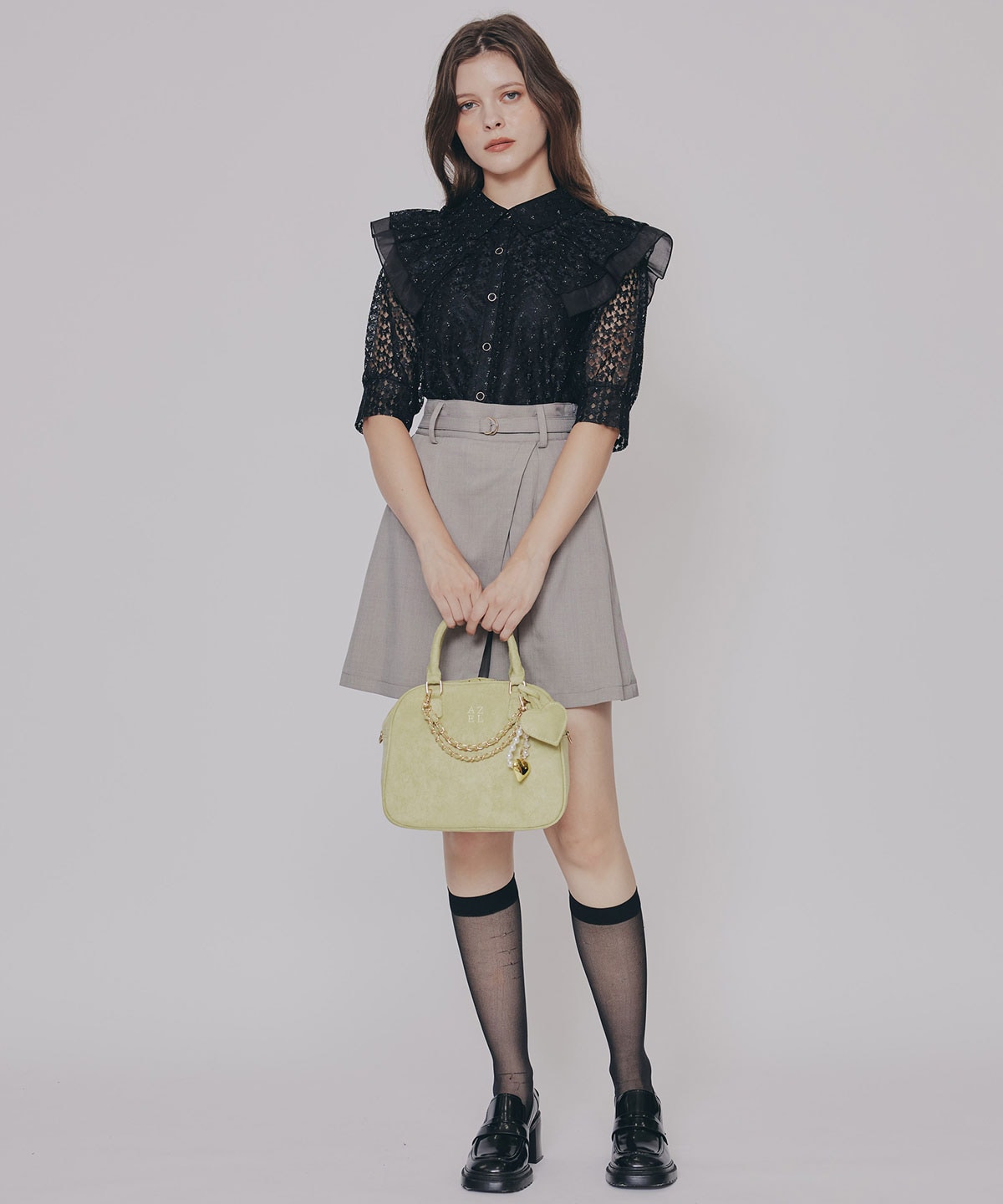 ラメレースフリルハーフスリーブブラウス