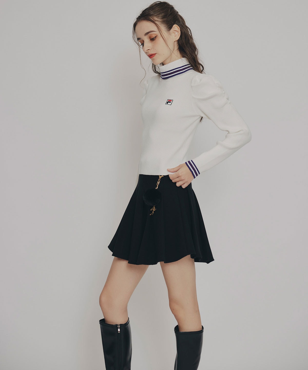 ファーチャームウールライクプリーツミニスカート