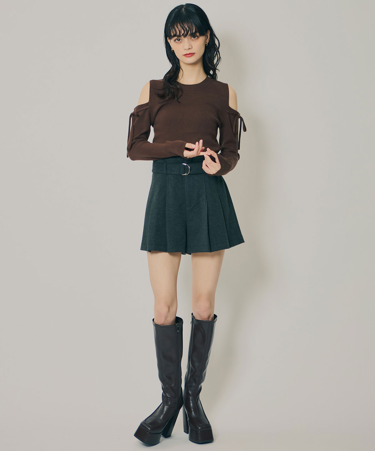 ウールライクタックショートパンツ