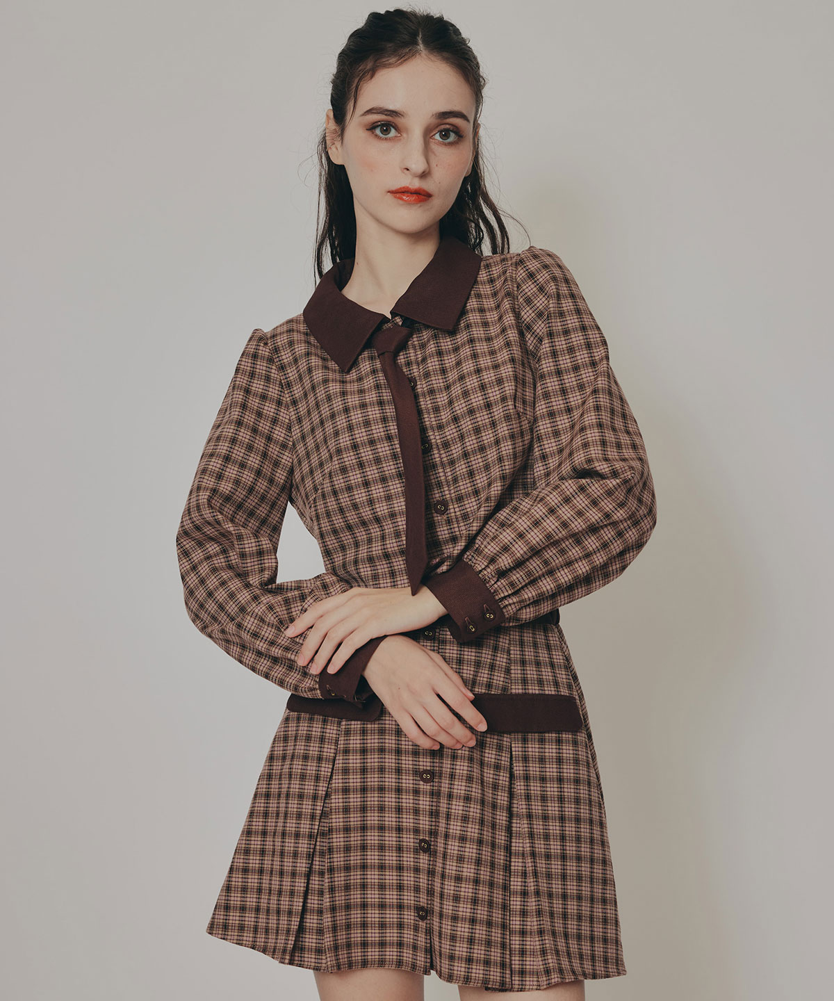バイカラークラシックチェックブラウス×ミニスカートセットアップ
