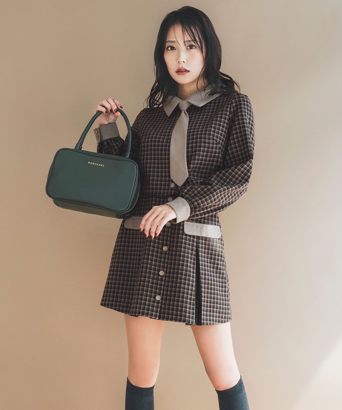 バイカラークラシックチェックブラウス×ミニスカートセットアップ
