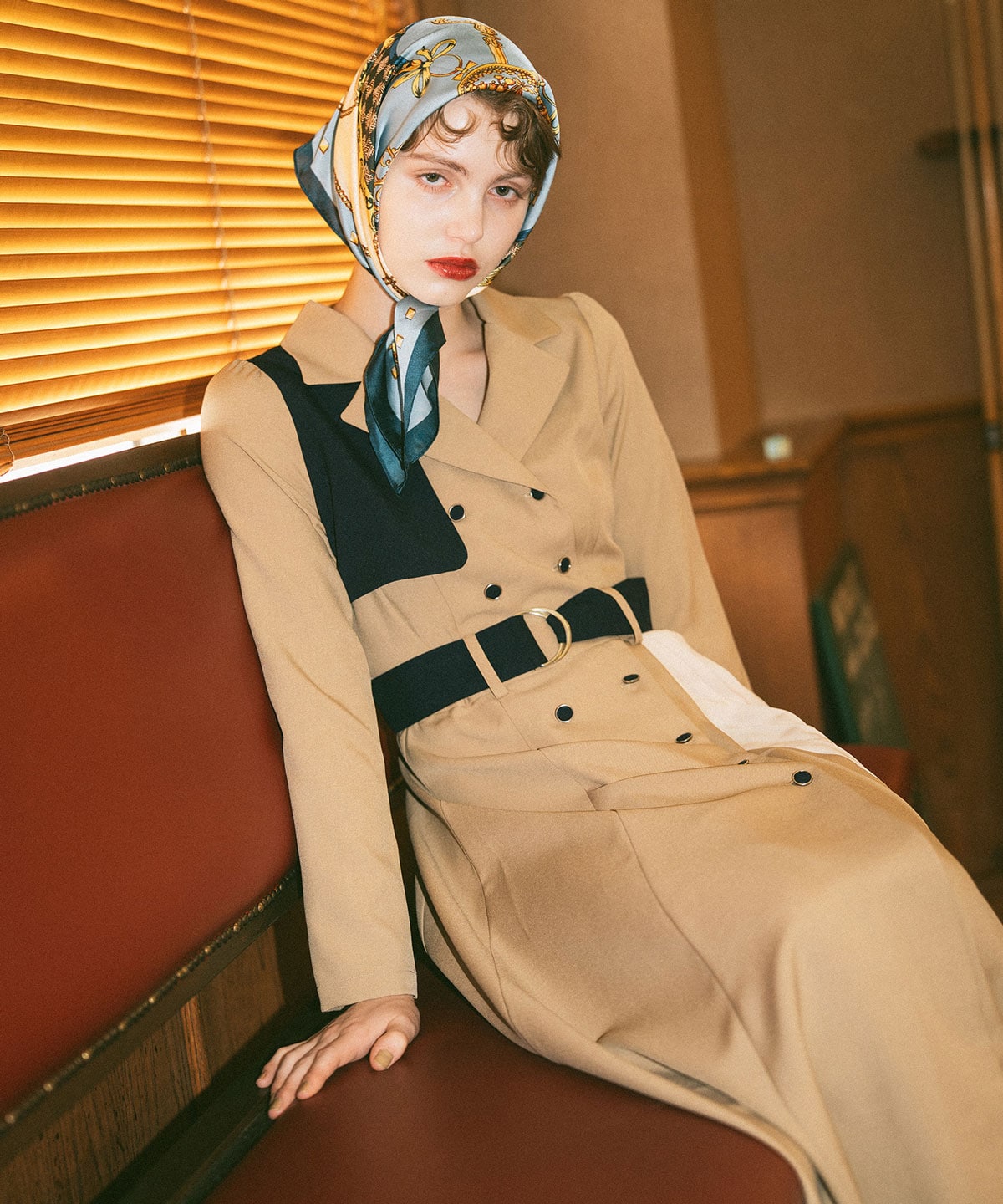 バイカラープリーツトレンチワンピース