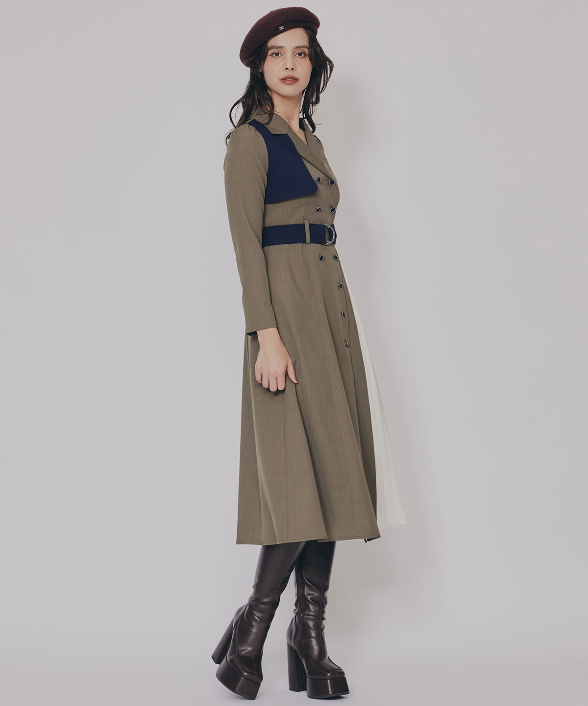 バイカラープリーツトレンチワンピース