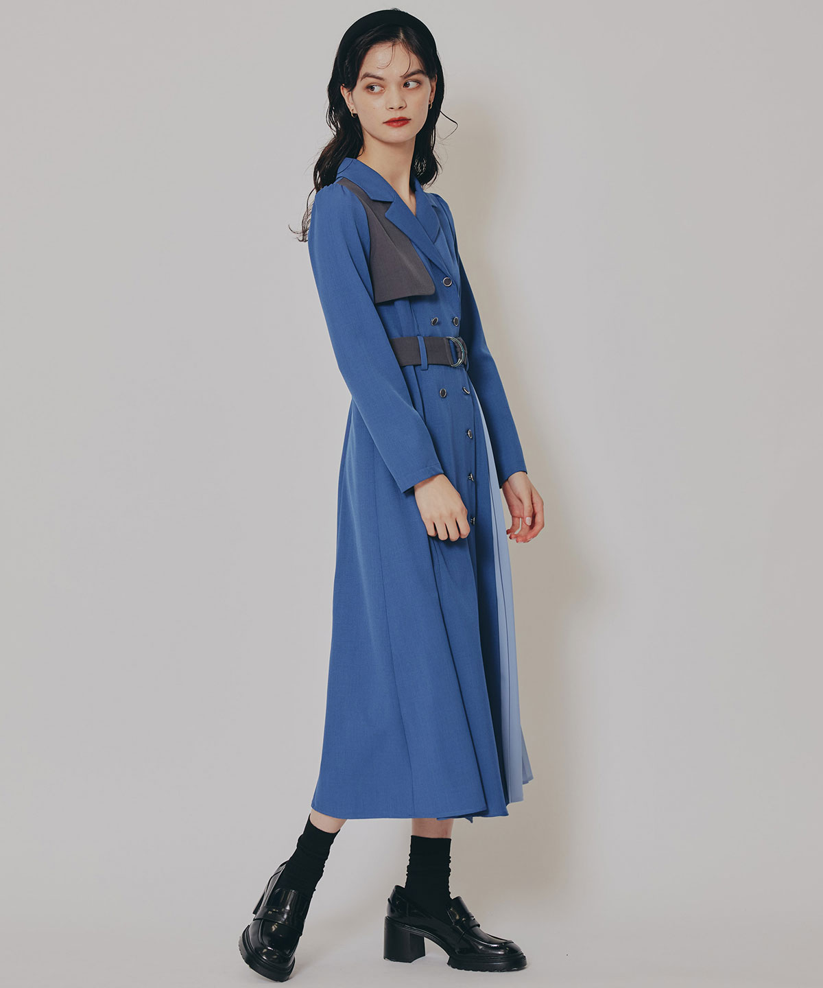 バイカラープリーツトレンチワンピース