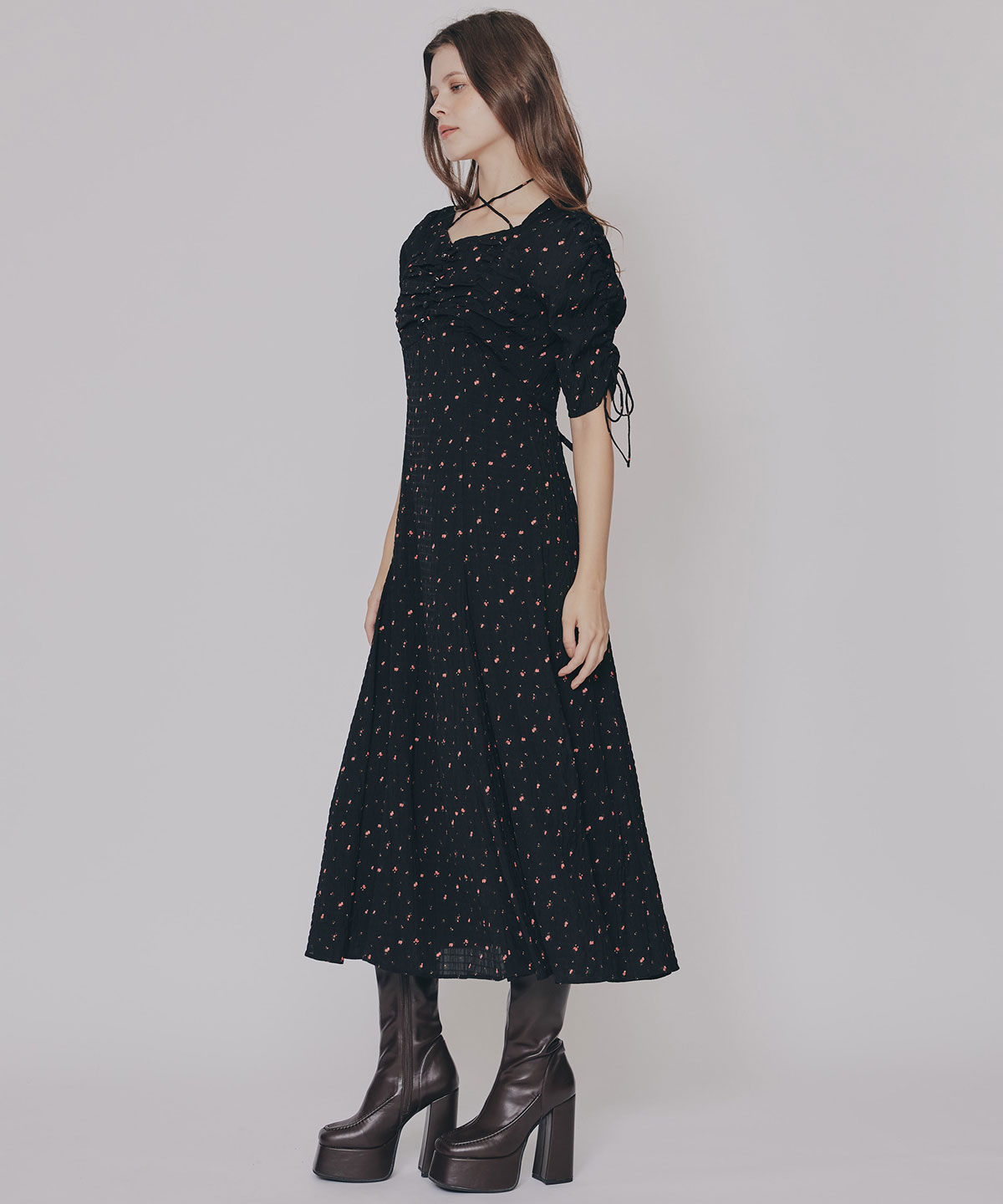 ミニフラワーイレヘムロングワンピース