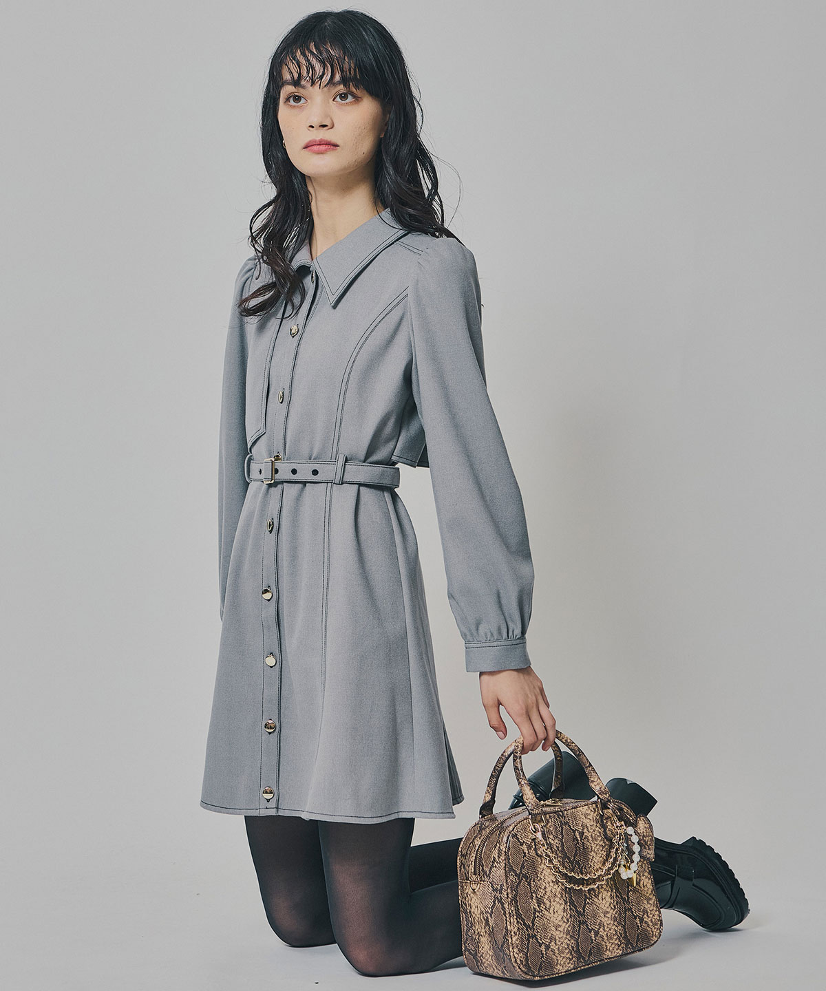 バイカラーステッチラインミニワンピース