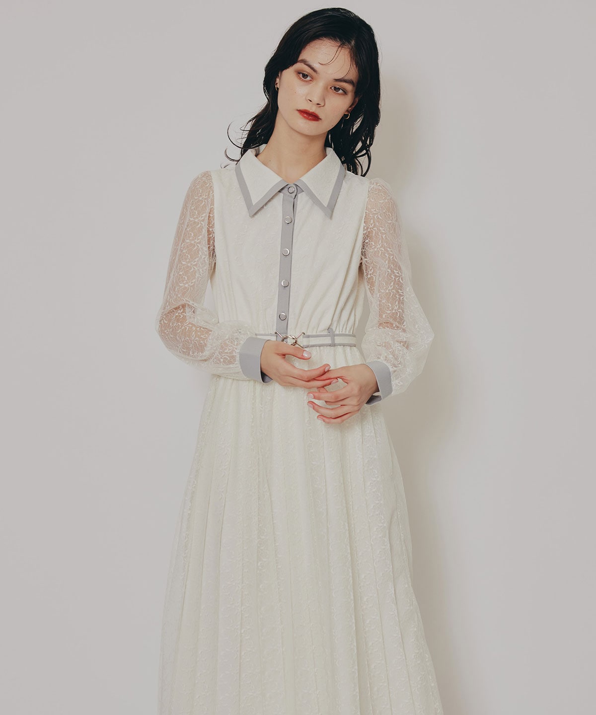 バイカラーレースプリーツロングスリーブワンピース