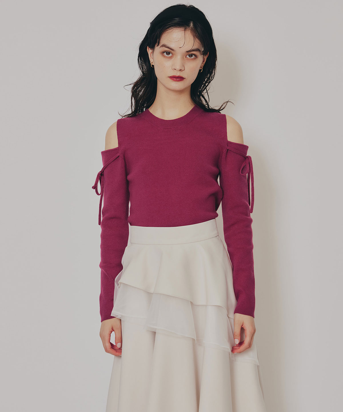 リボンオフショルダーニットトップス