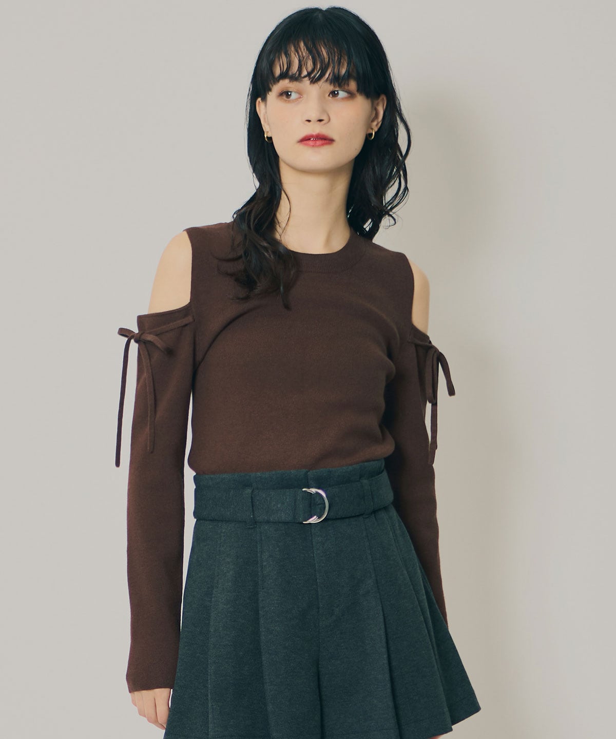 リボンオフショルダーニットトップス