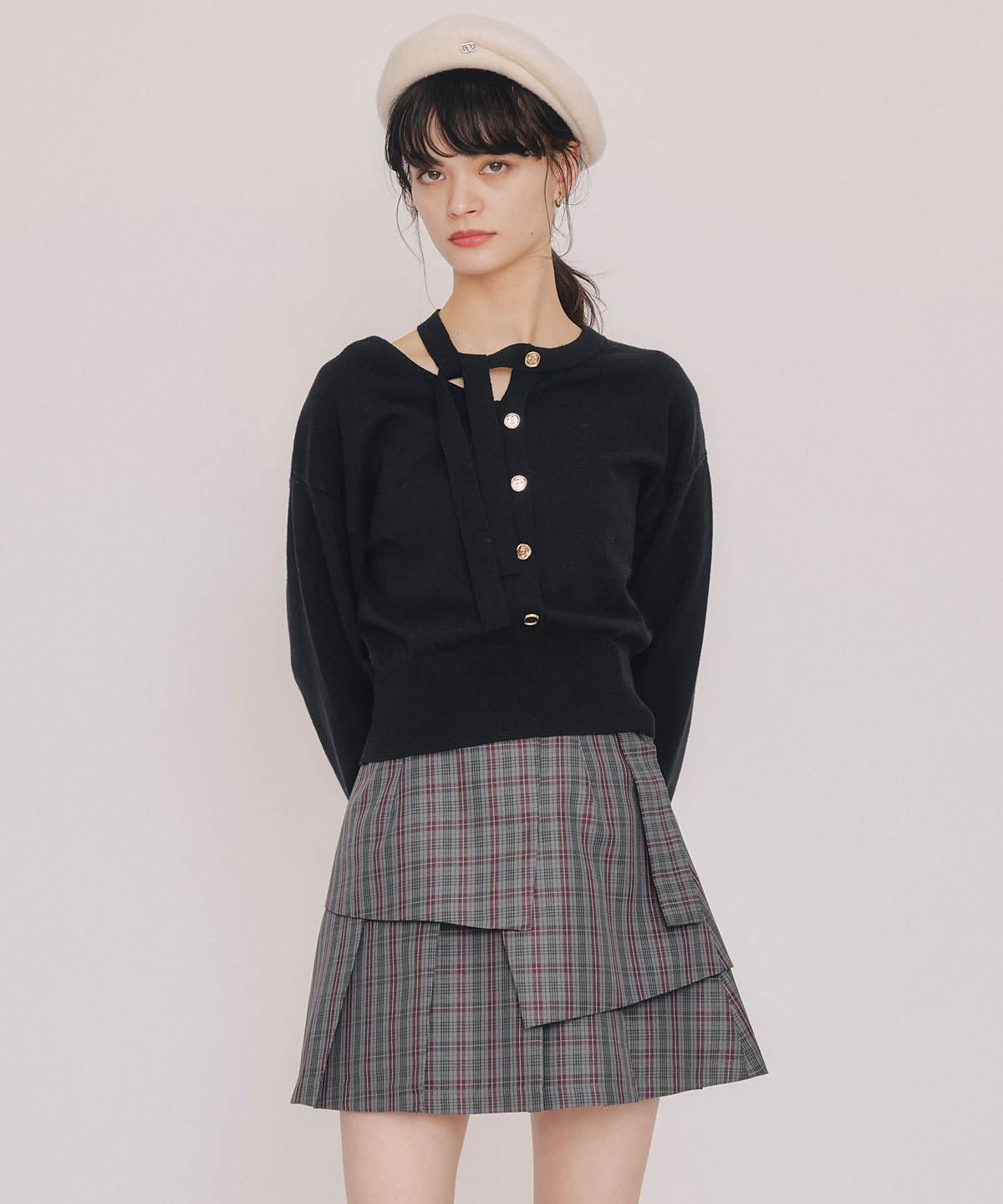 アシメカットデザインニットプルオーバー