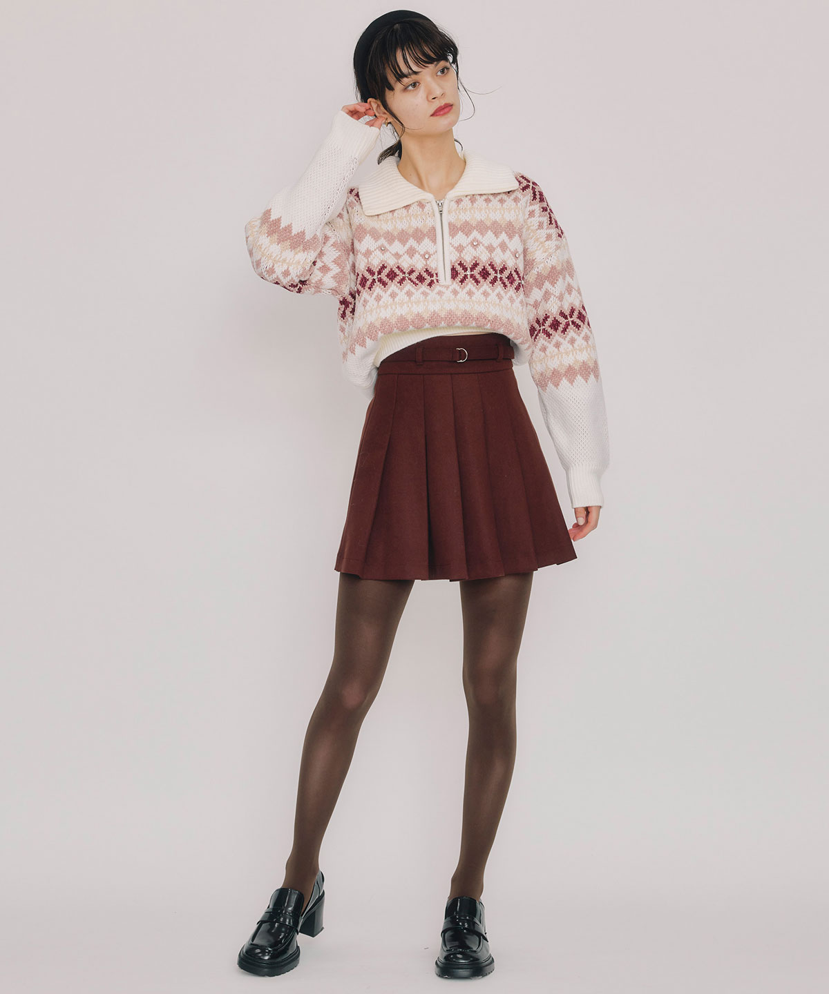 ビジューノルディックデザインニットプルオーバー