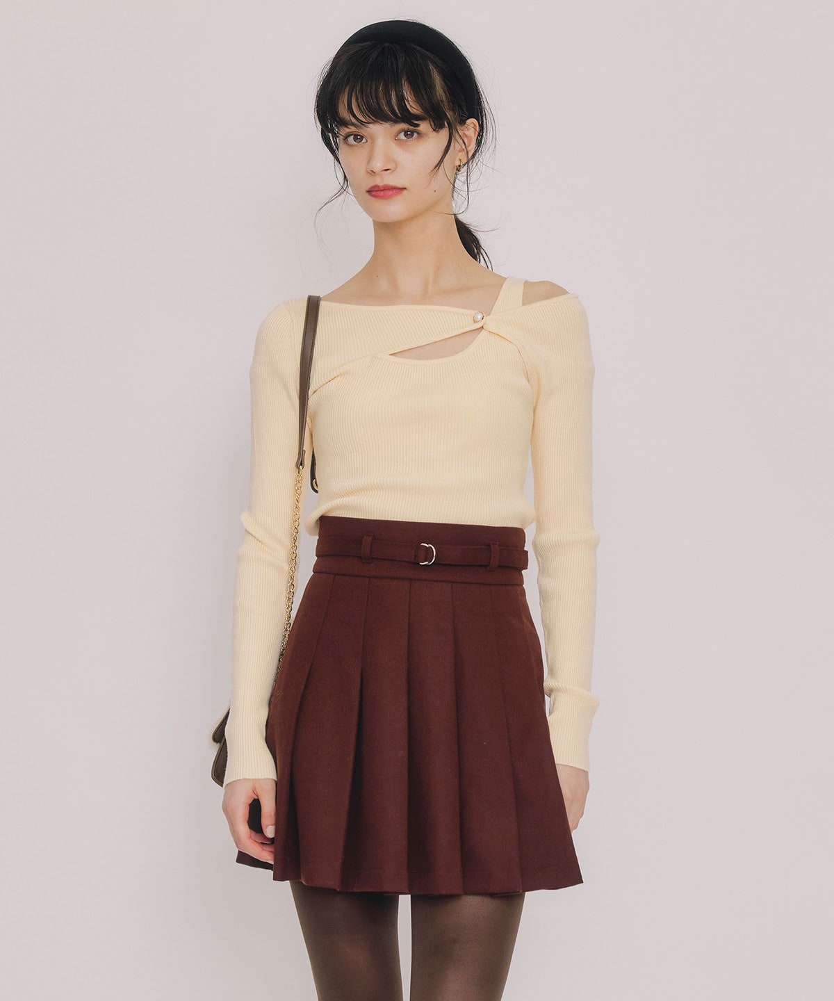 アシンメトリーレイヤードライクニットプルオーバー