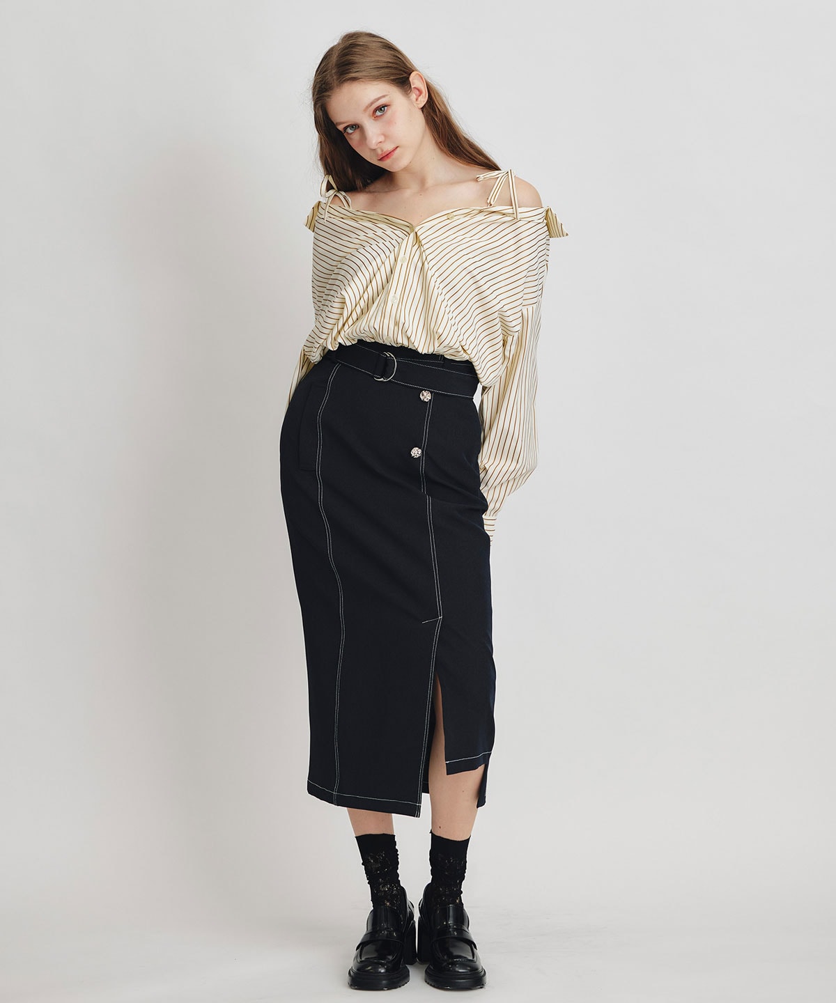 ベアレイヤードストライプバルーンオフショルブラウス