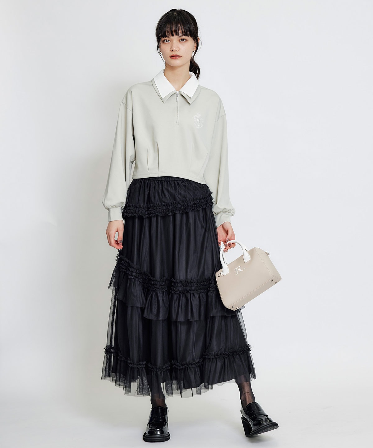 ソフトチュールフリルロングスカート