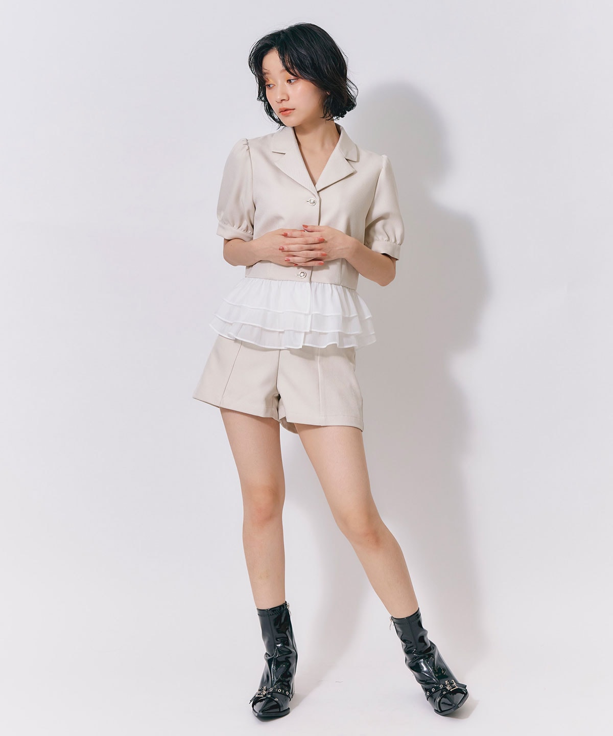 【Classic Button Series】クラシックマルチボタンハイウエストショートパンツ