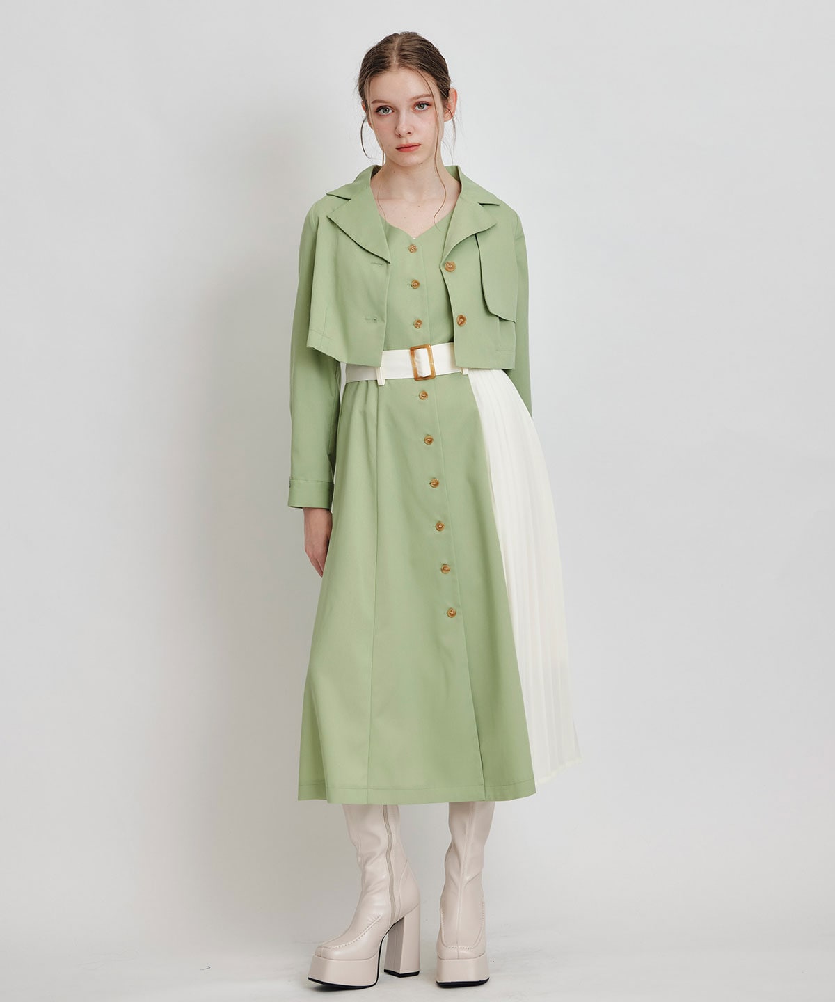 トレンチディティールショートシャツジャケット×バイカラープリーツフレアロングワンピースセットアップ