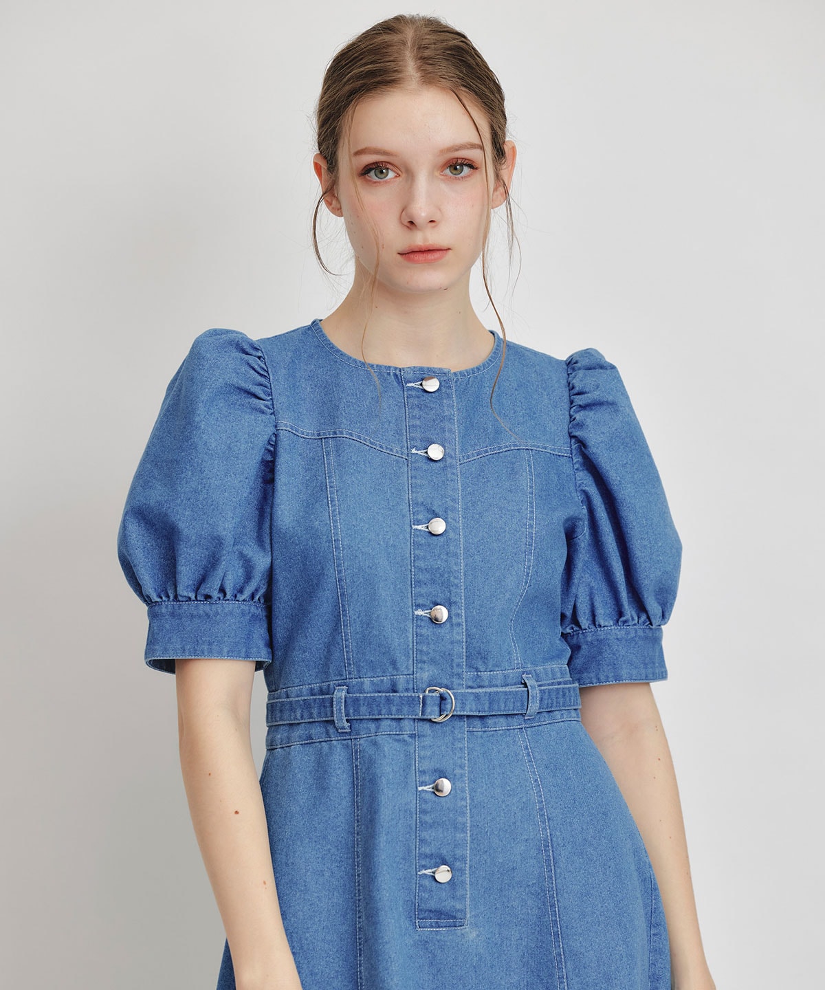 ノーカラーデニムパフフレアロングワンピース