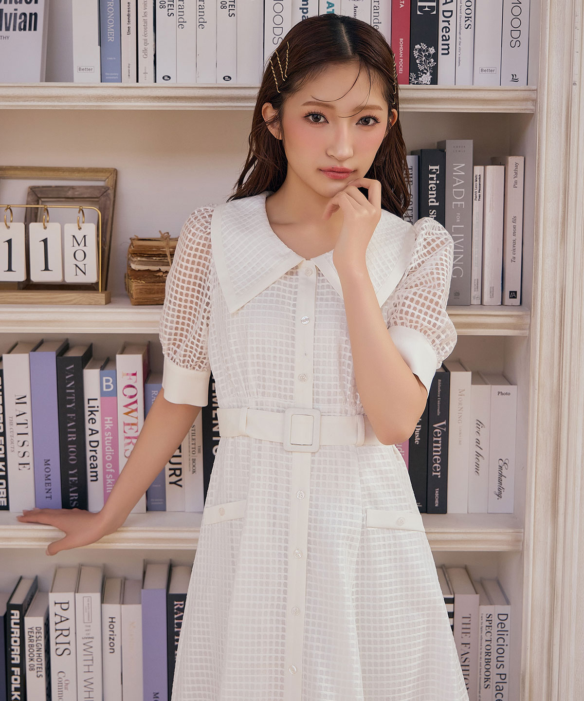 シアーチェックビッグカラーフレアロングワンピース