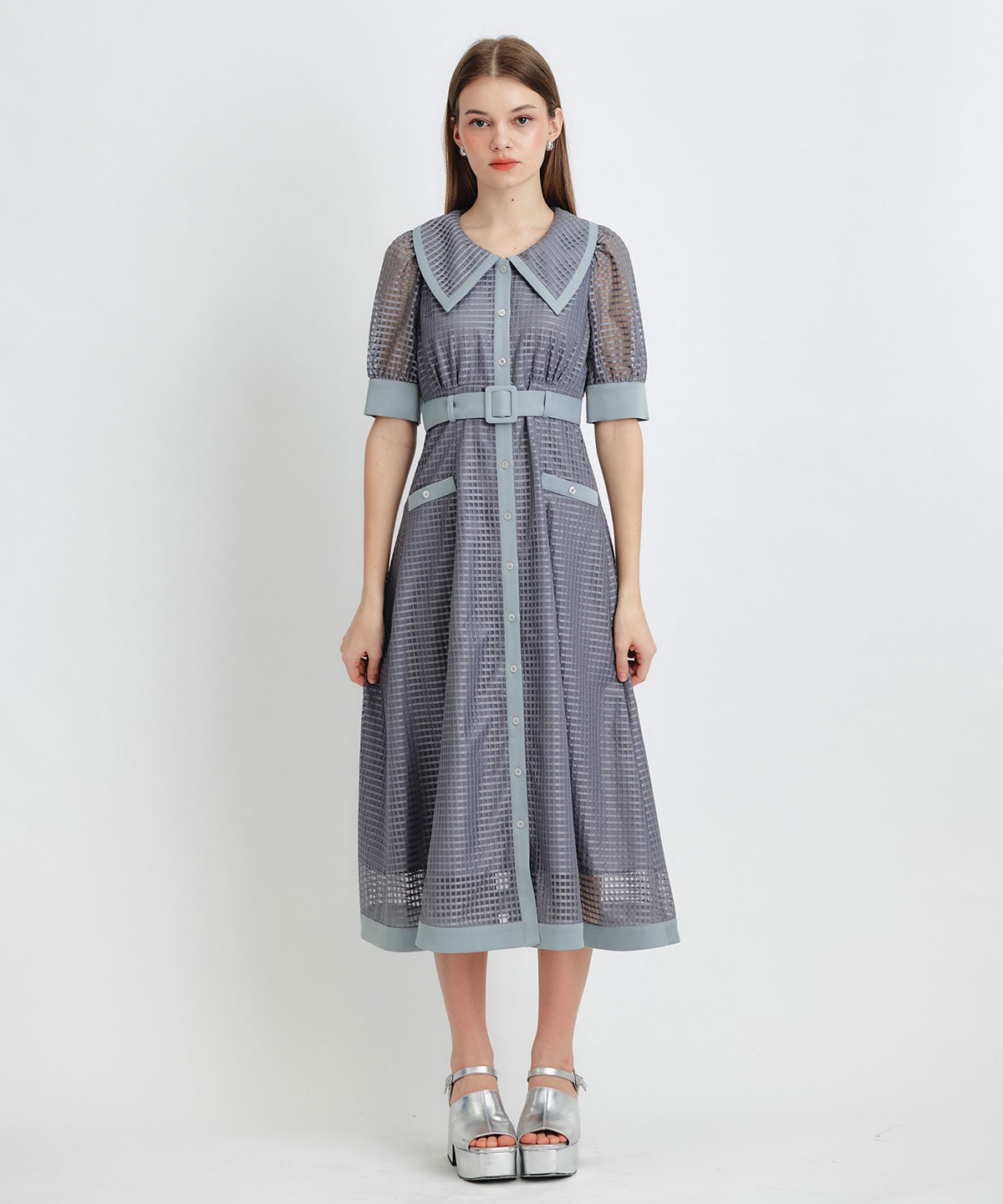 シアーチェックビッグカラーフレアロングワンピース