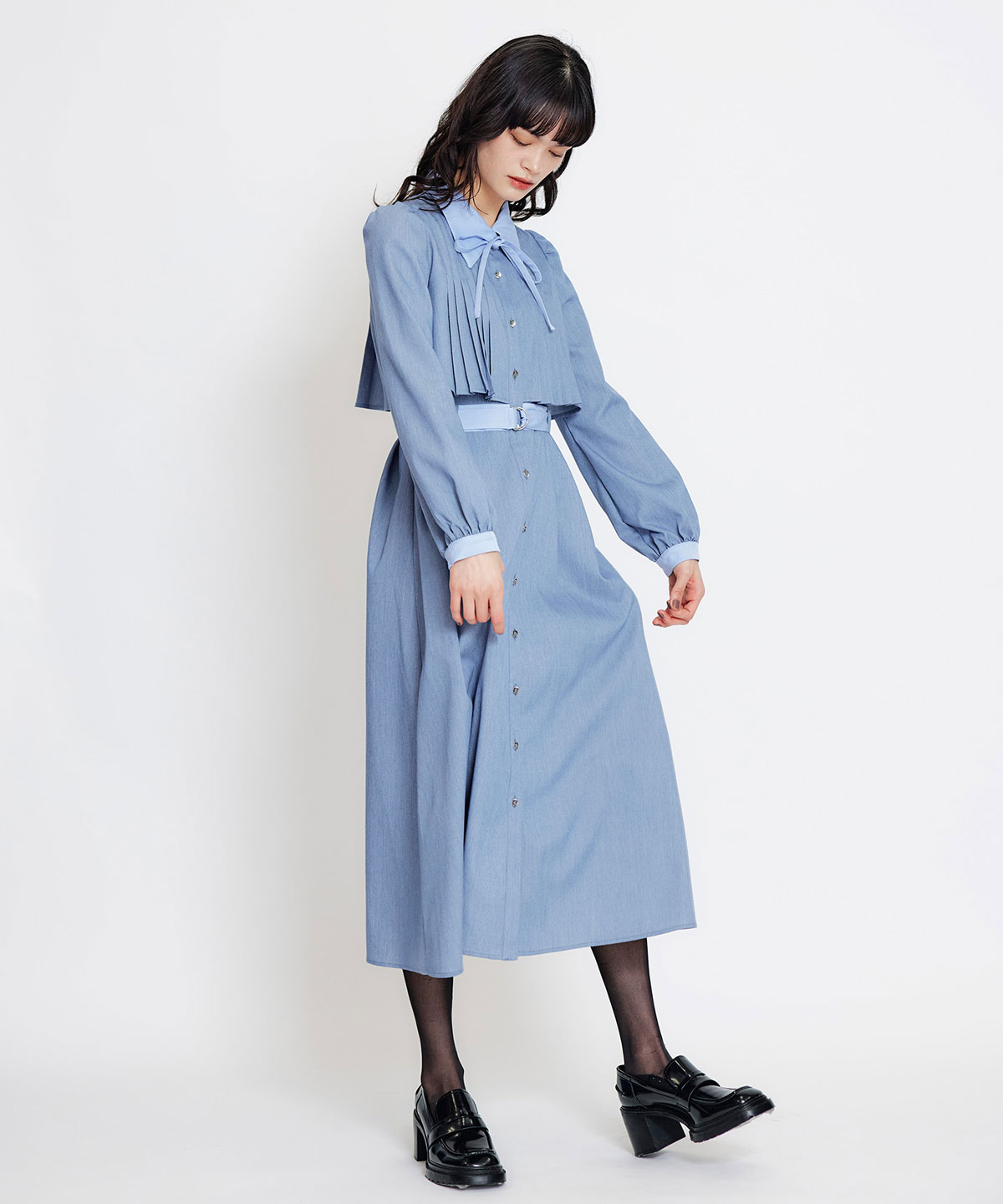 フロントプリーツリボンタイフレアロングワンピース