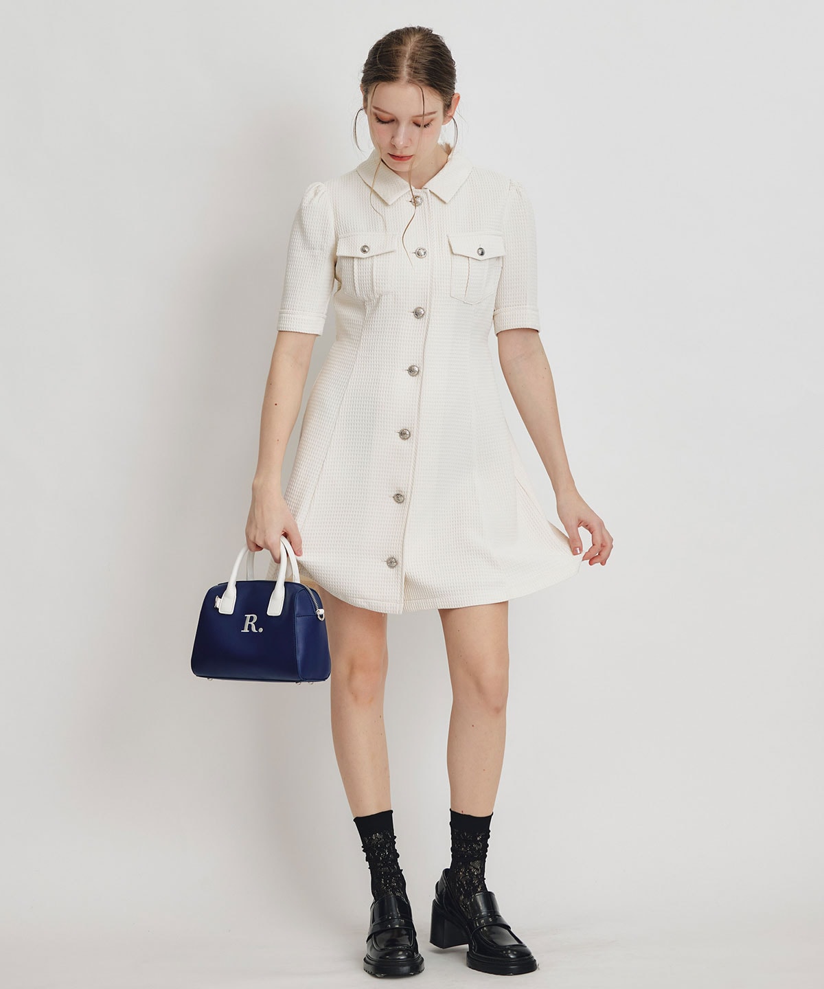 エンブレムボタンワッフルミニシャツワンピース