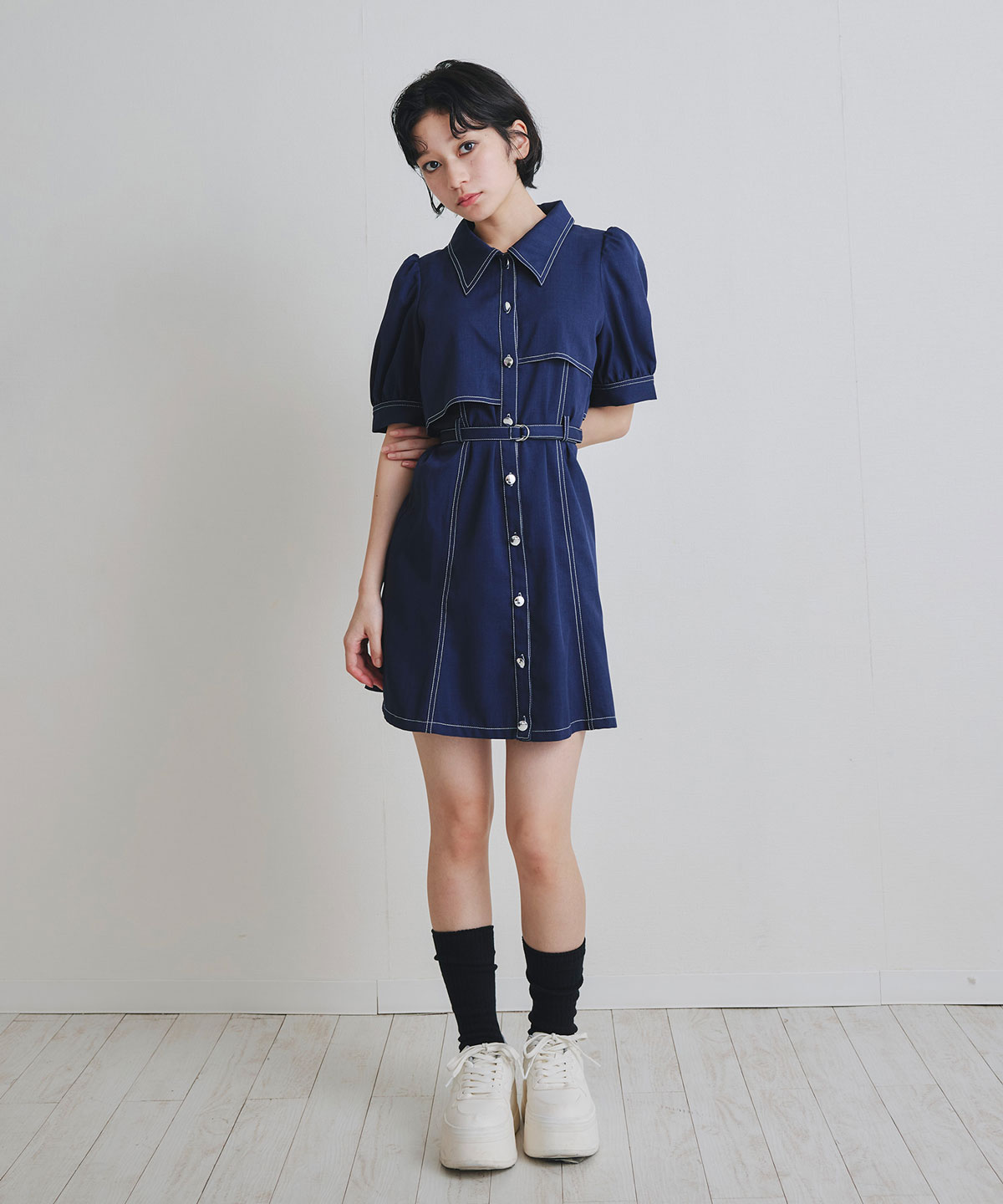 ステッチバイカラーレイヤードフレアミニワンピース