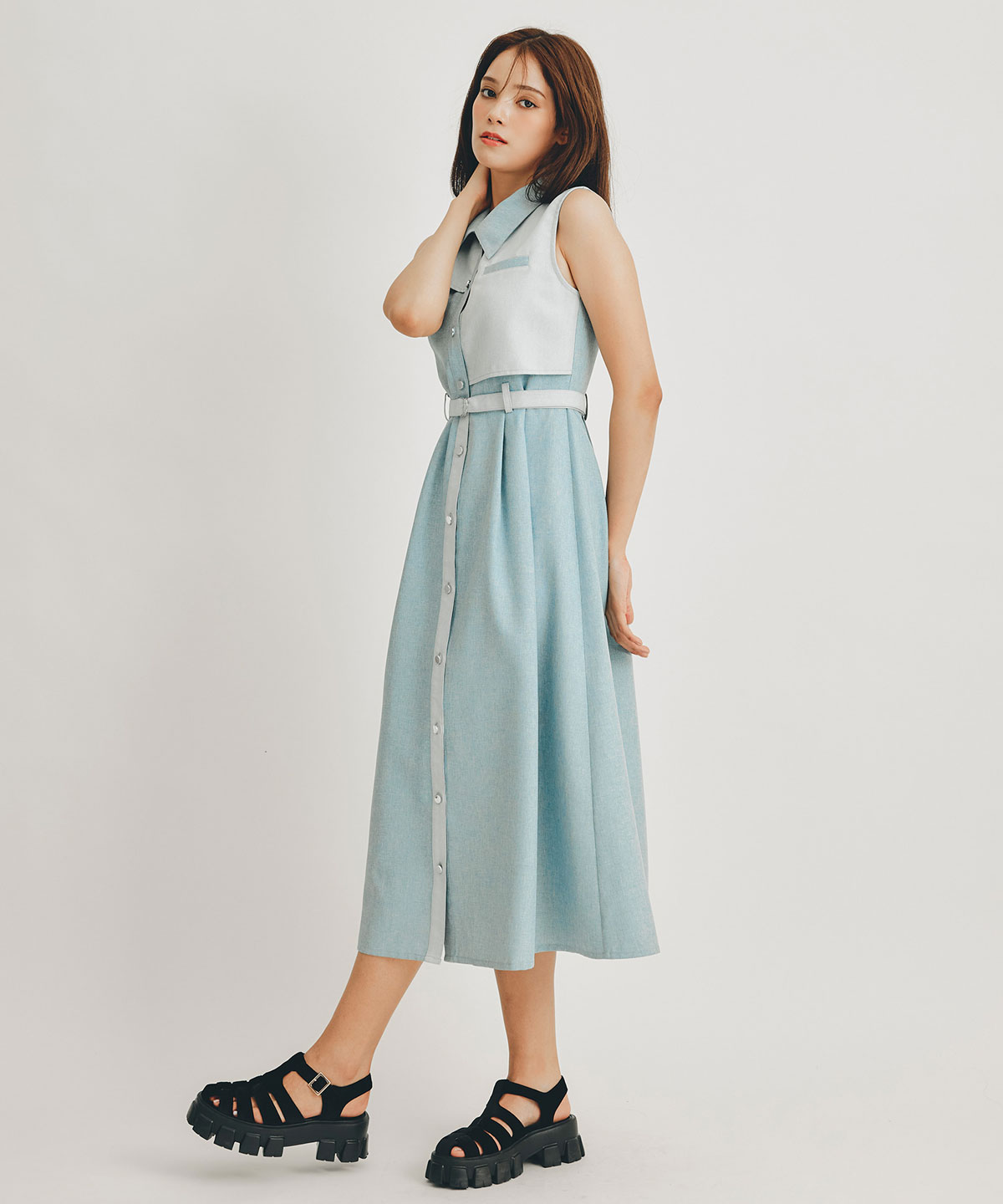 バイカラーノースリーブフレアロングシャツワンピース