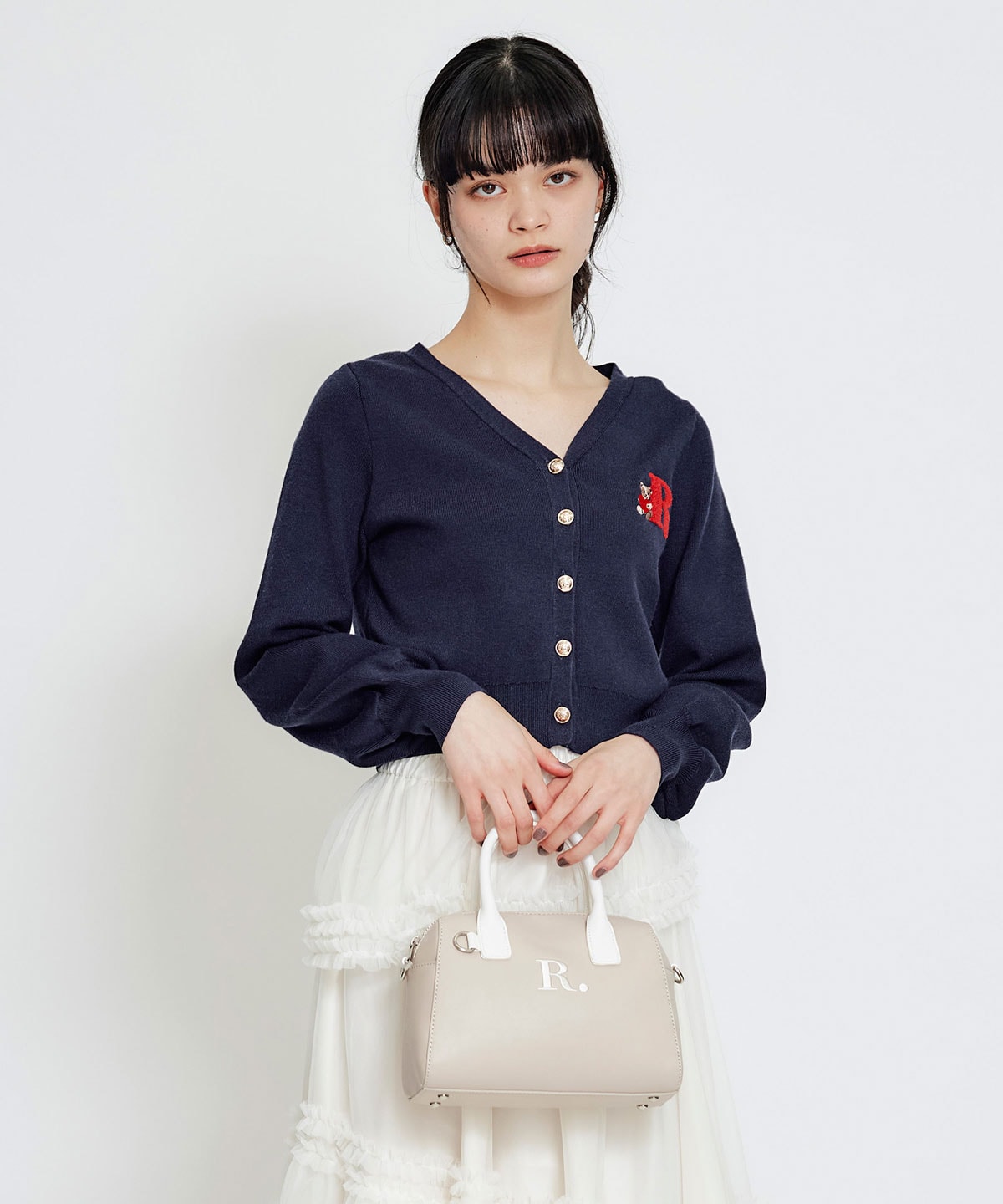 【2/13(金) 昼12時発売開始】AzelyハートVネックカーディガン