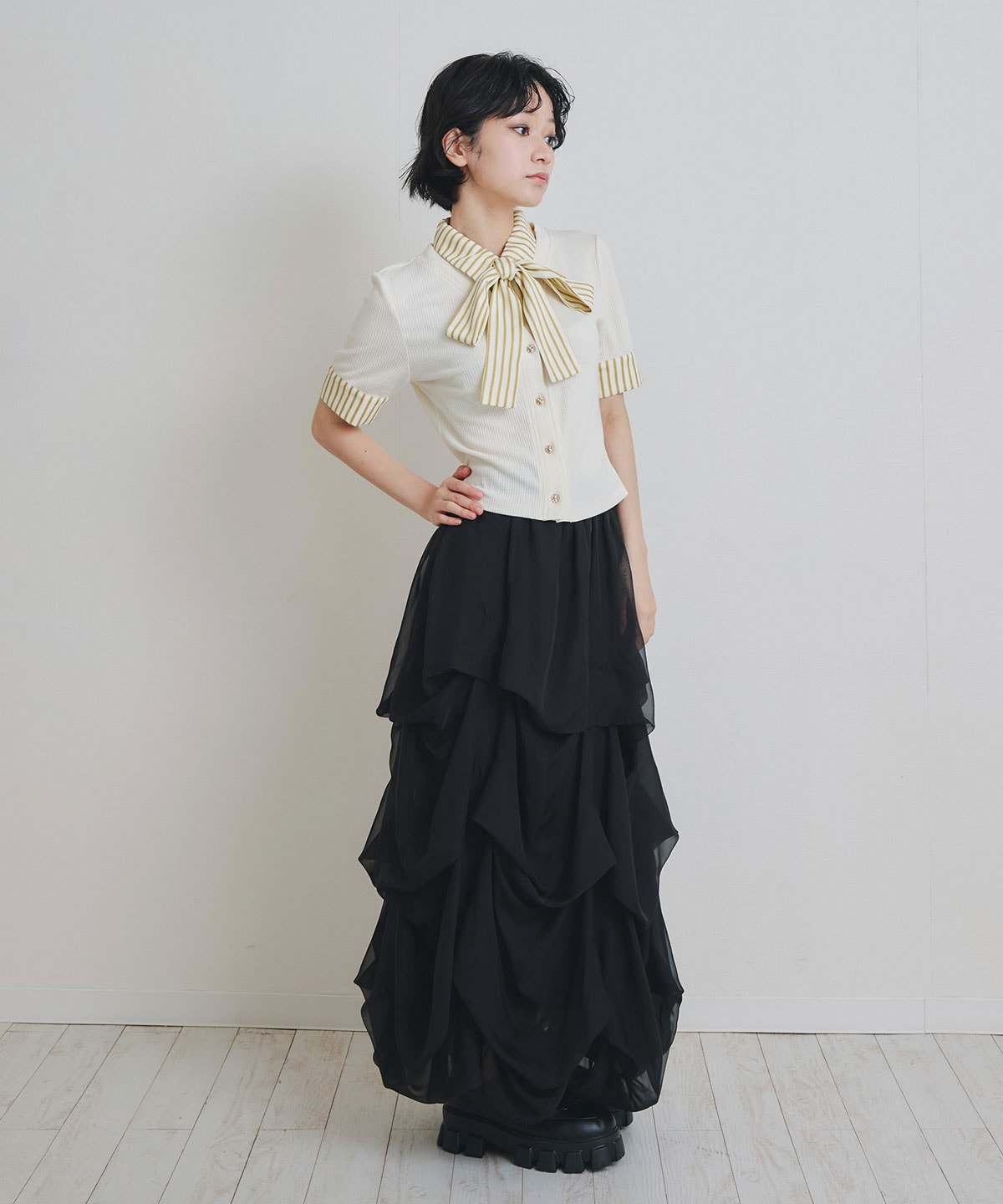 ストライプリボンタイレイヤードニットトップス