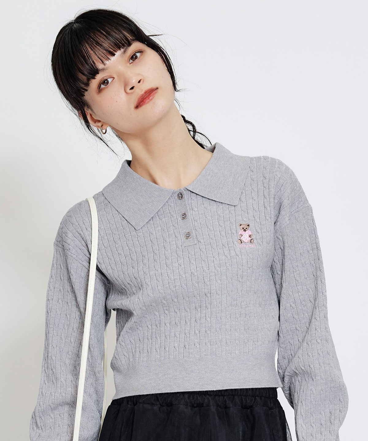 【2/13(金) 昼12時発売開始】Azelyハートミニケーブルポロニット