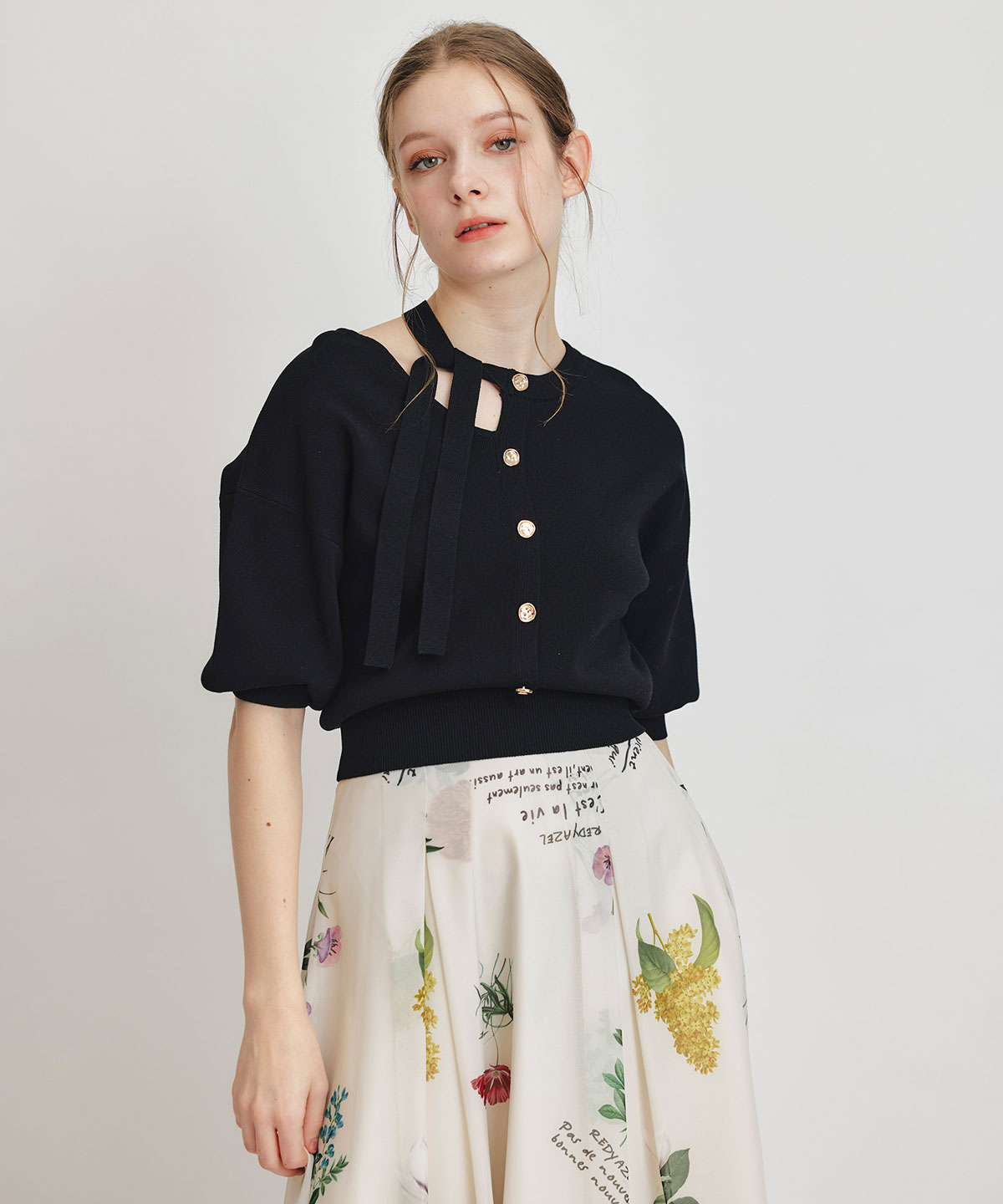 アシメカットデザインハーフスリーブニットプルオーバー