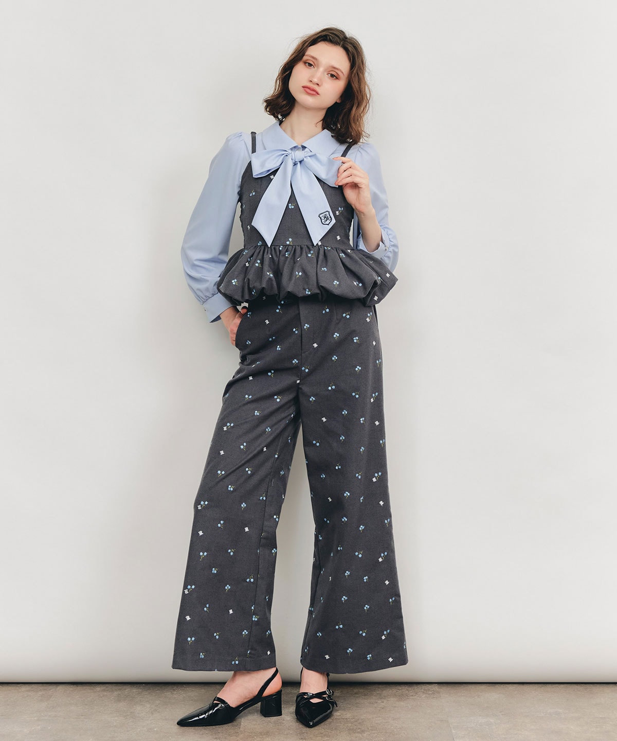 【Fleur monogram Series】フルールモノグラムエンブロイダリーバルーンペプラムビスチェ