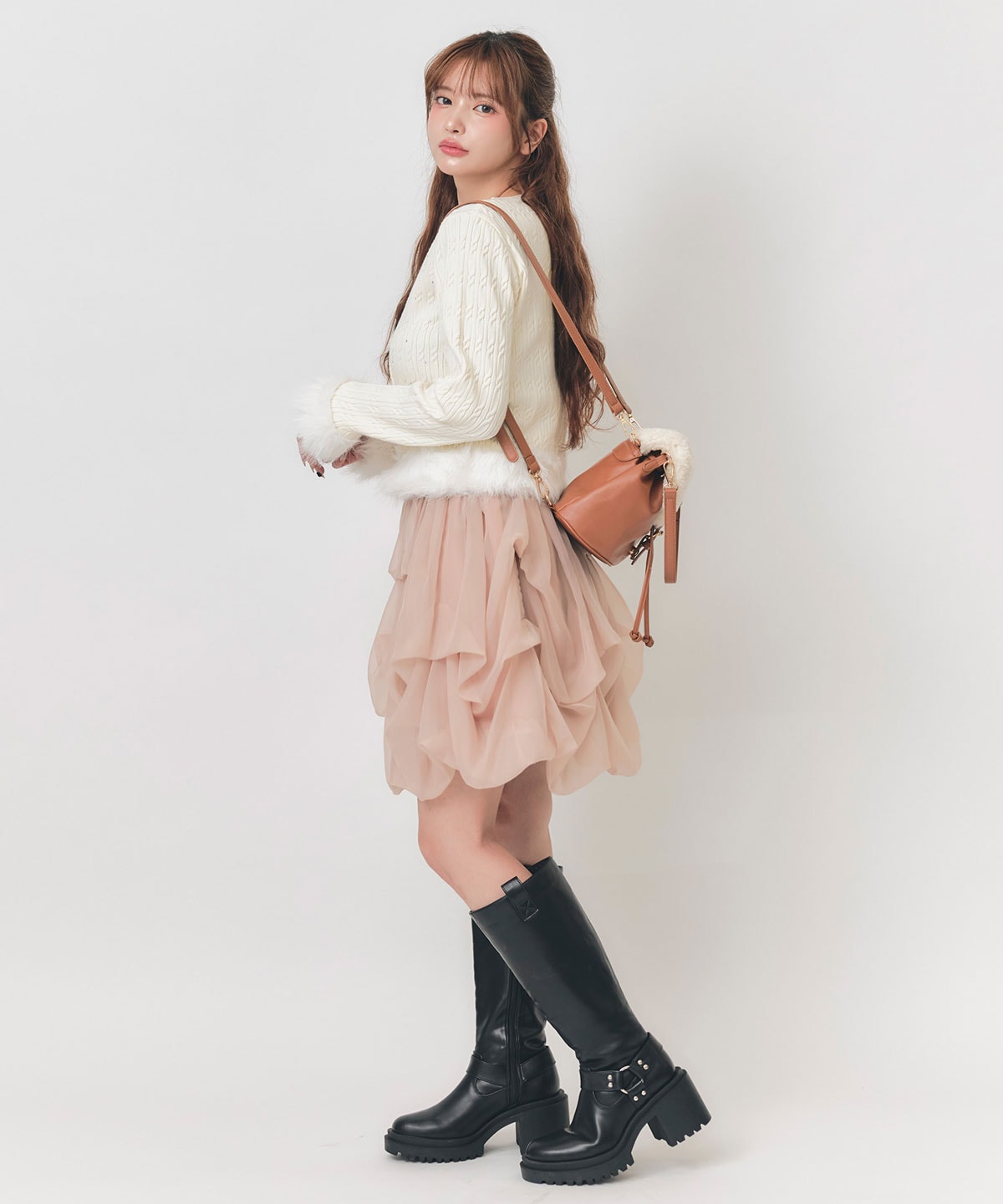 ホットフィットビジューミニケーブルファーニットカーディガン
